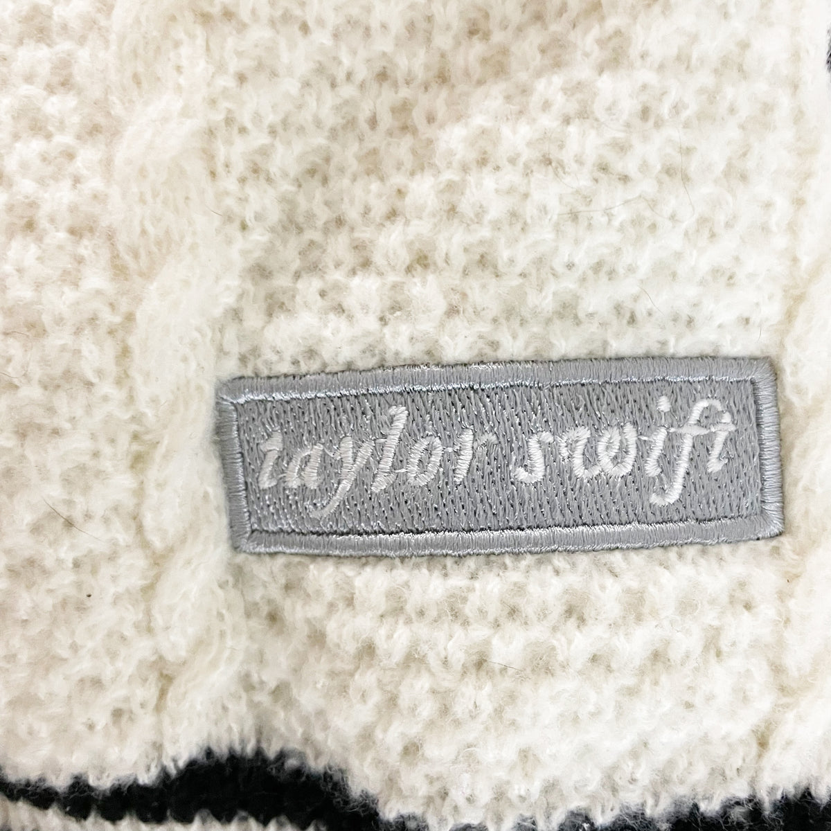 Taylor Swift Official Merchandise Folklore Star Embroidered Cardigan Sweater S