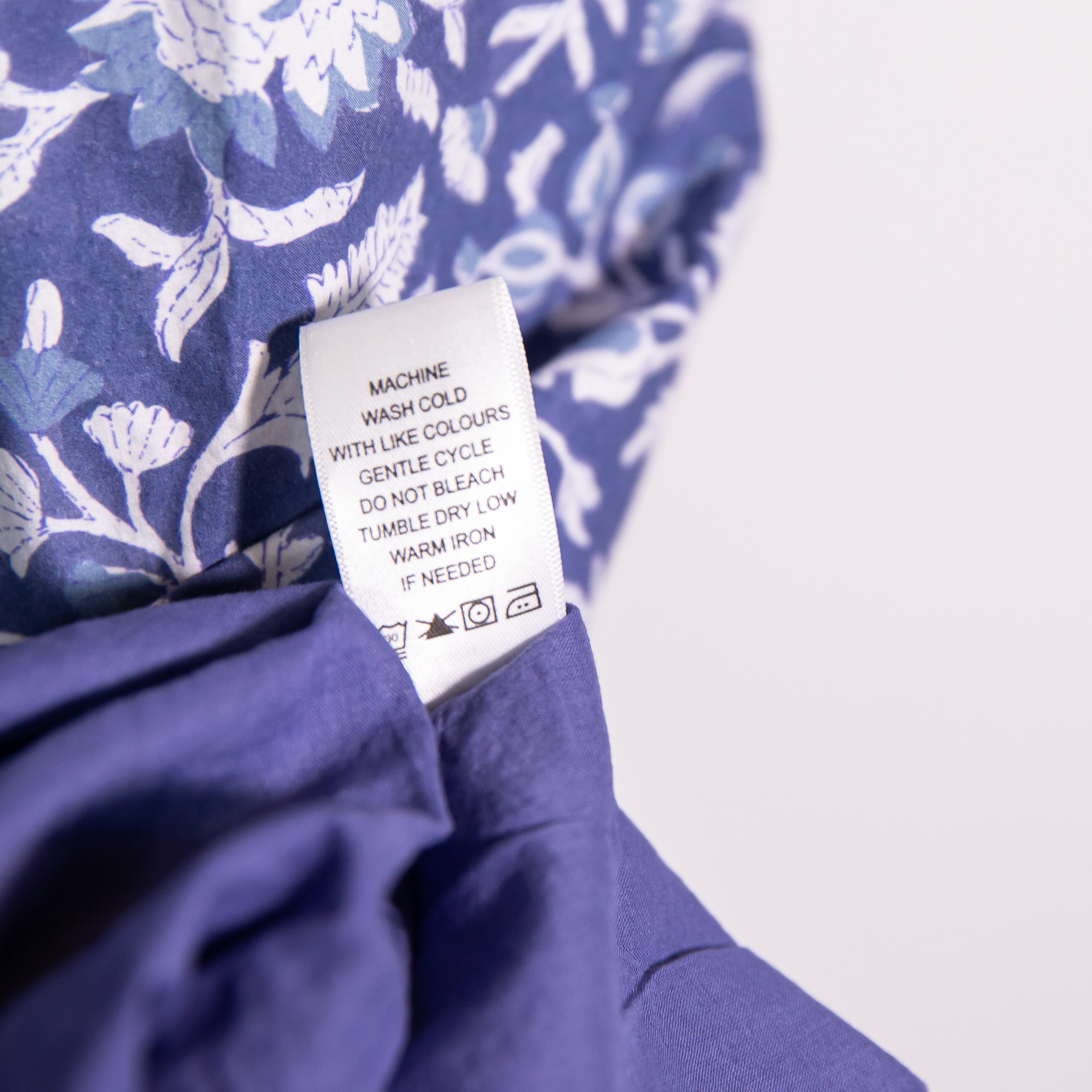 Marea Cora Cotton Poplin Smocked V Neck Midi Dress Indigo Blossom Floral Print S