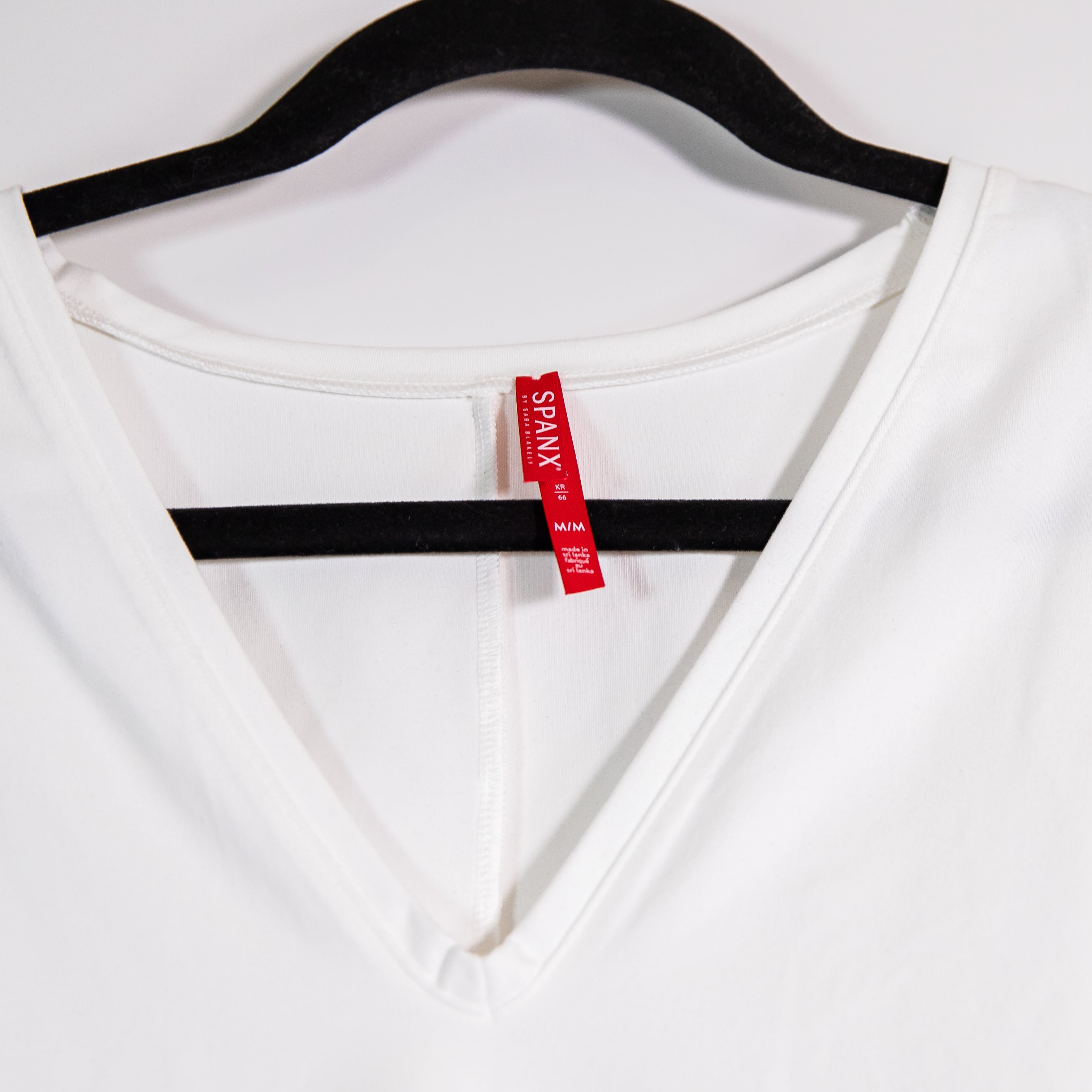 NEW Spanx Suit Yourself V Neck Sleeveless Tank One Piece Bodysuit White Medium&nbsp;