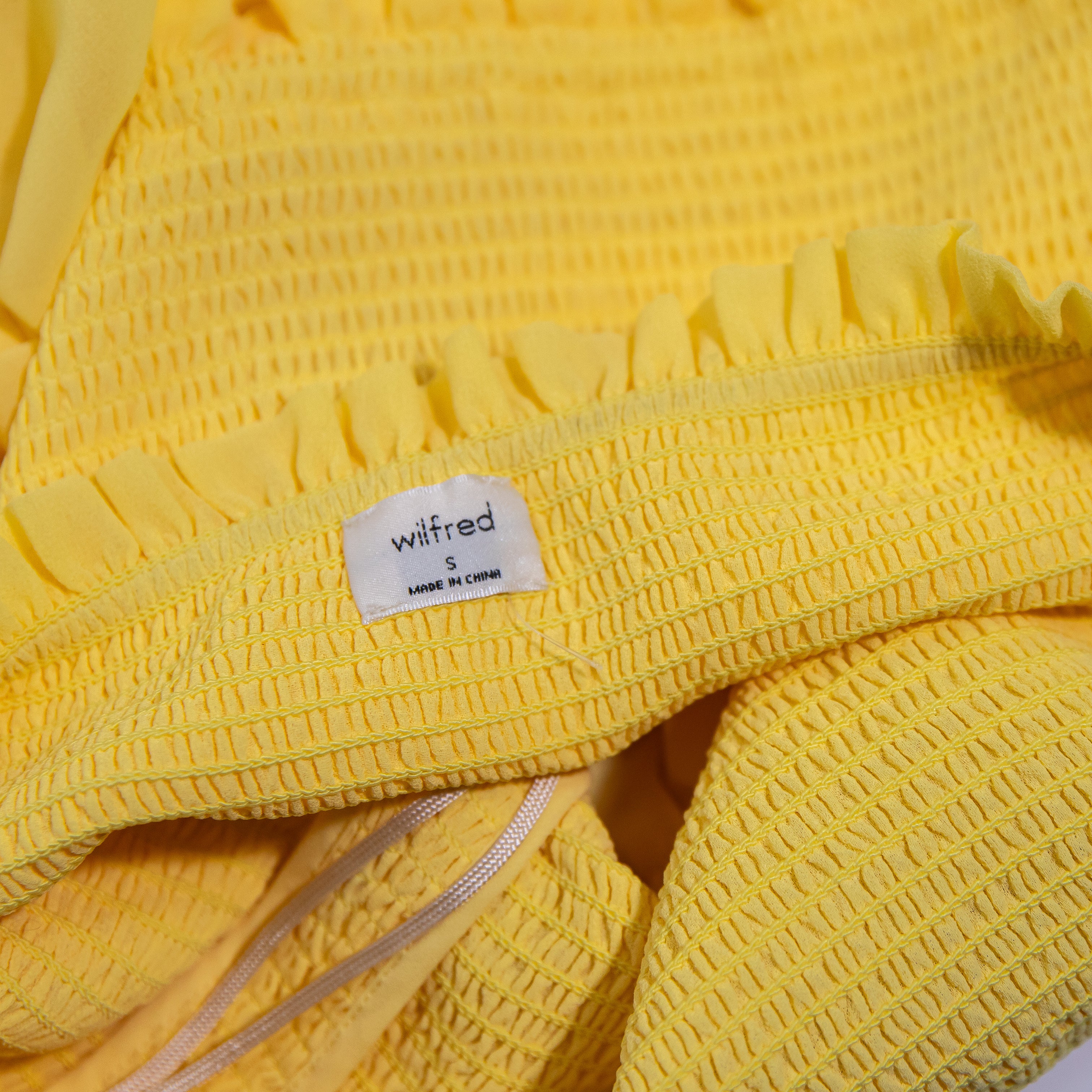 Wilfred Aritzia New Tempest Smocked Stretch Bodice Chiffon Mini Dress Yellow S