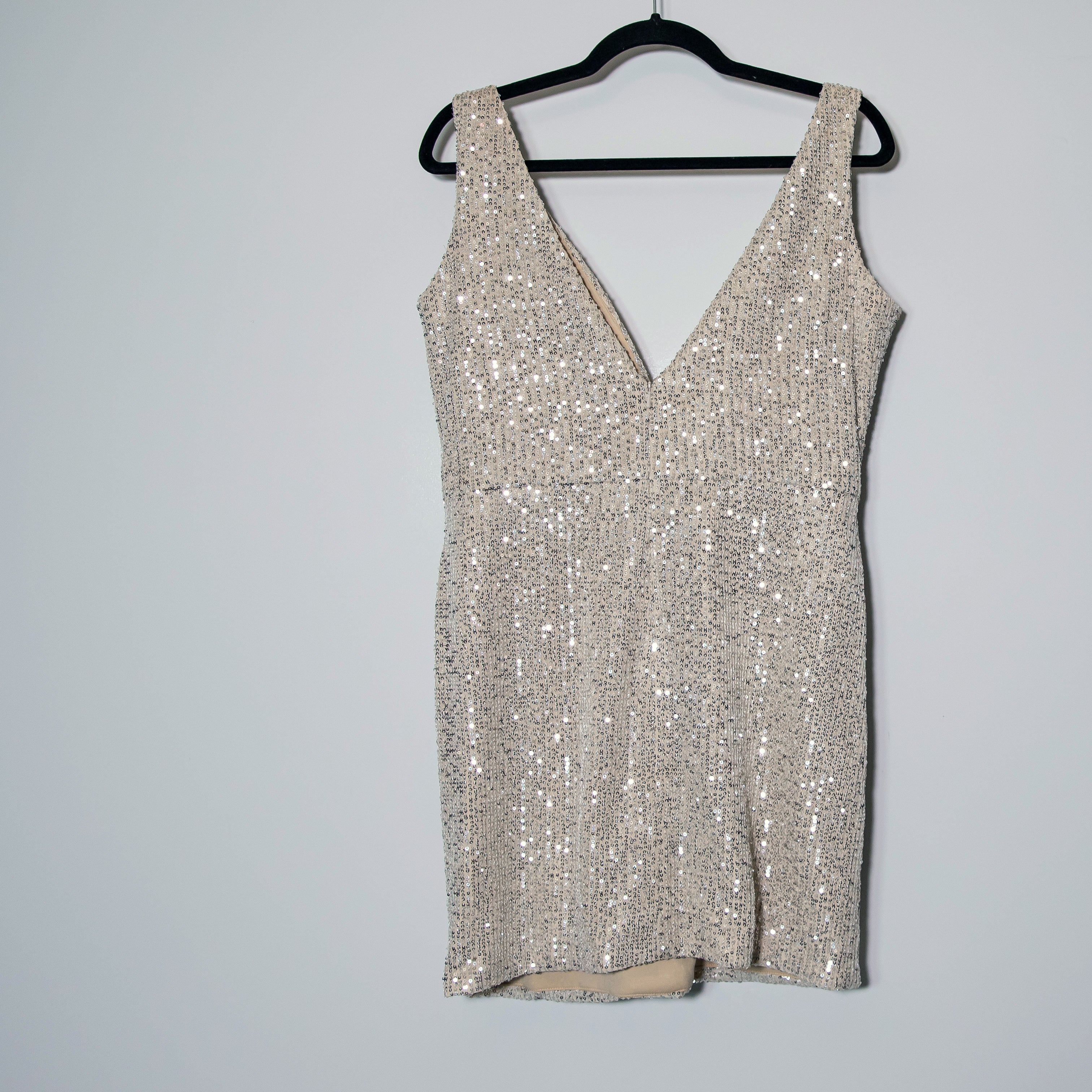 Mac Duggal 26496 Sequin Sparkle Embellished Draped Twist Knot Party Mini Dress