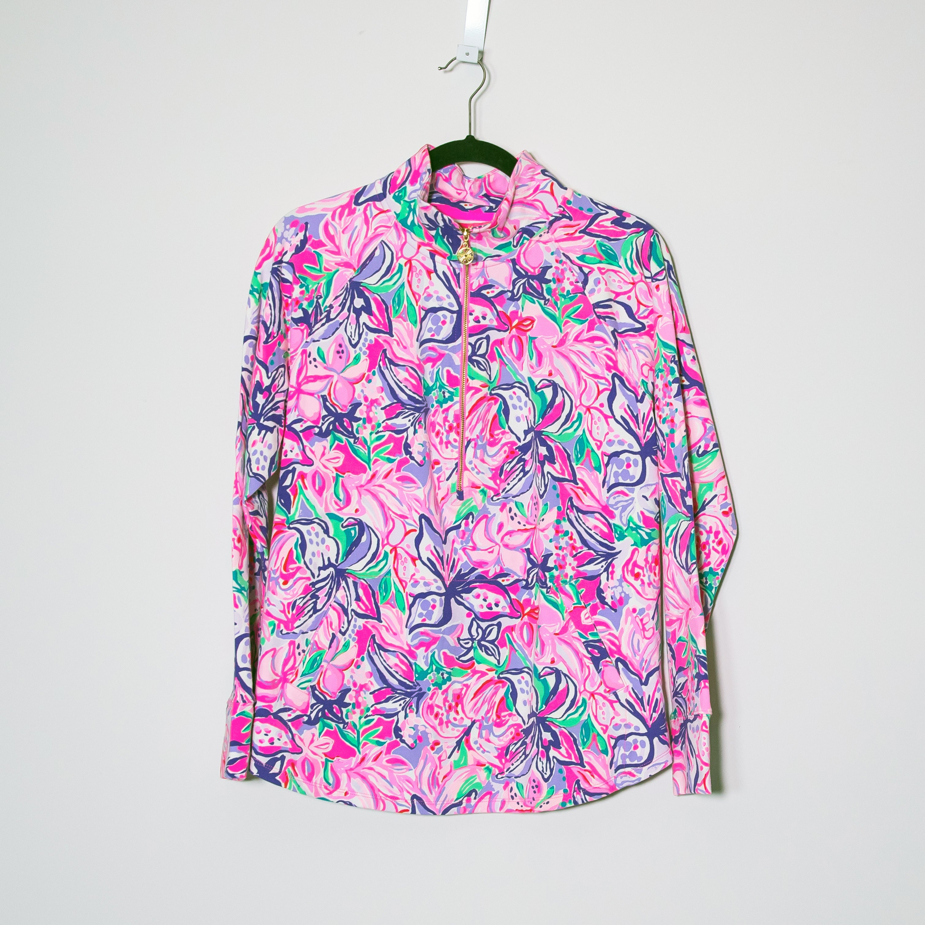 NEW Lilly Pulitzer UPF 50+ Skipper Popover Sweater Isn't She Lilly Graphic Print