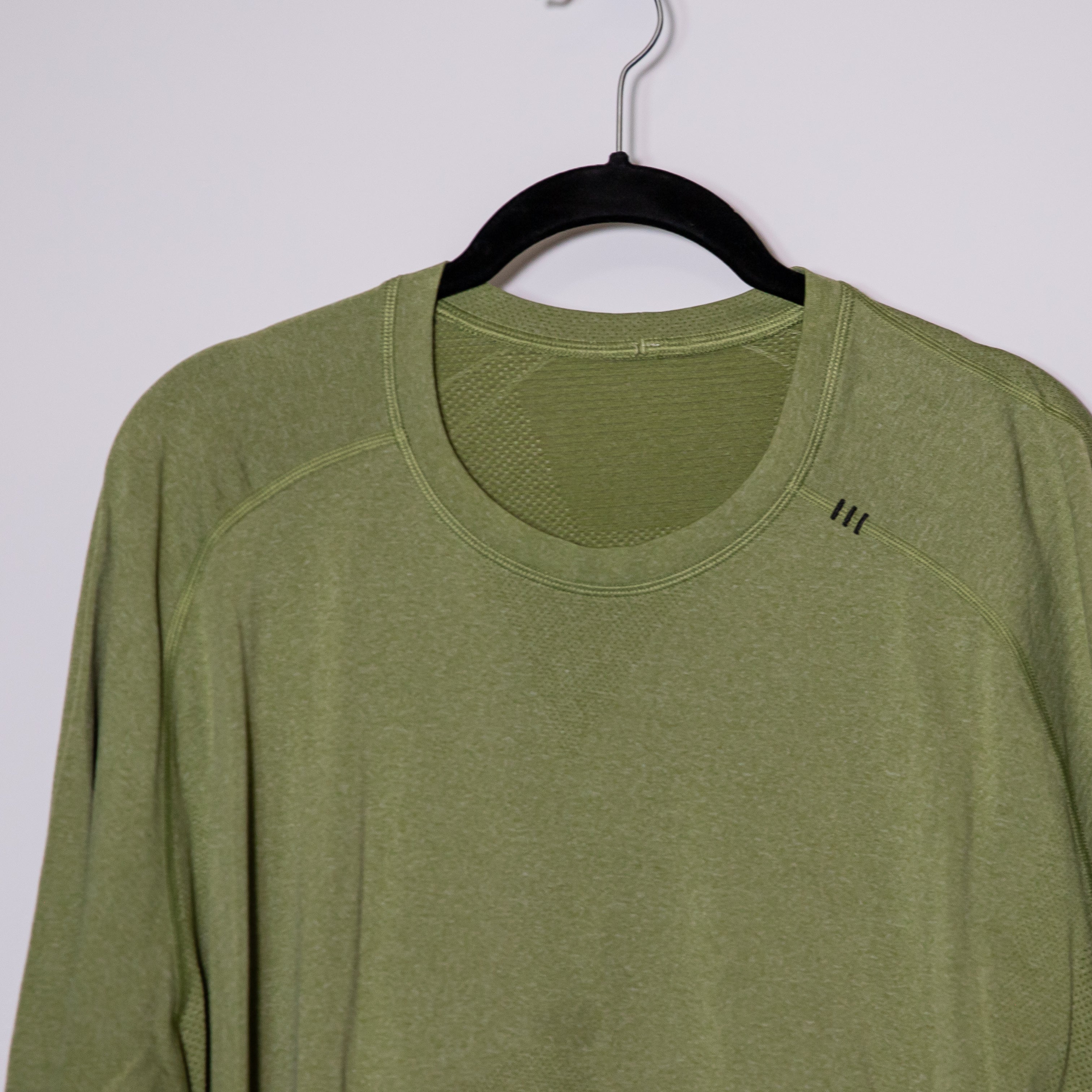 Lululemon Men's Metal Vent Crew Neck Short Sleeve Tee Shirt Top Green XXL