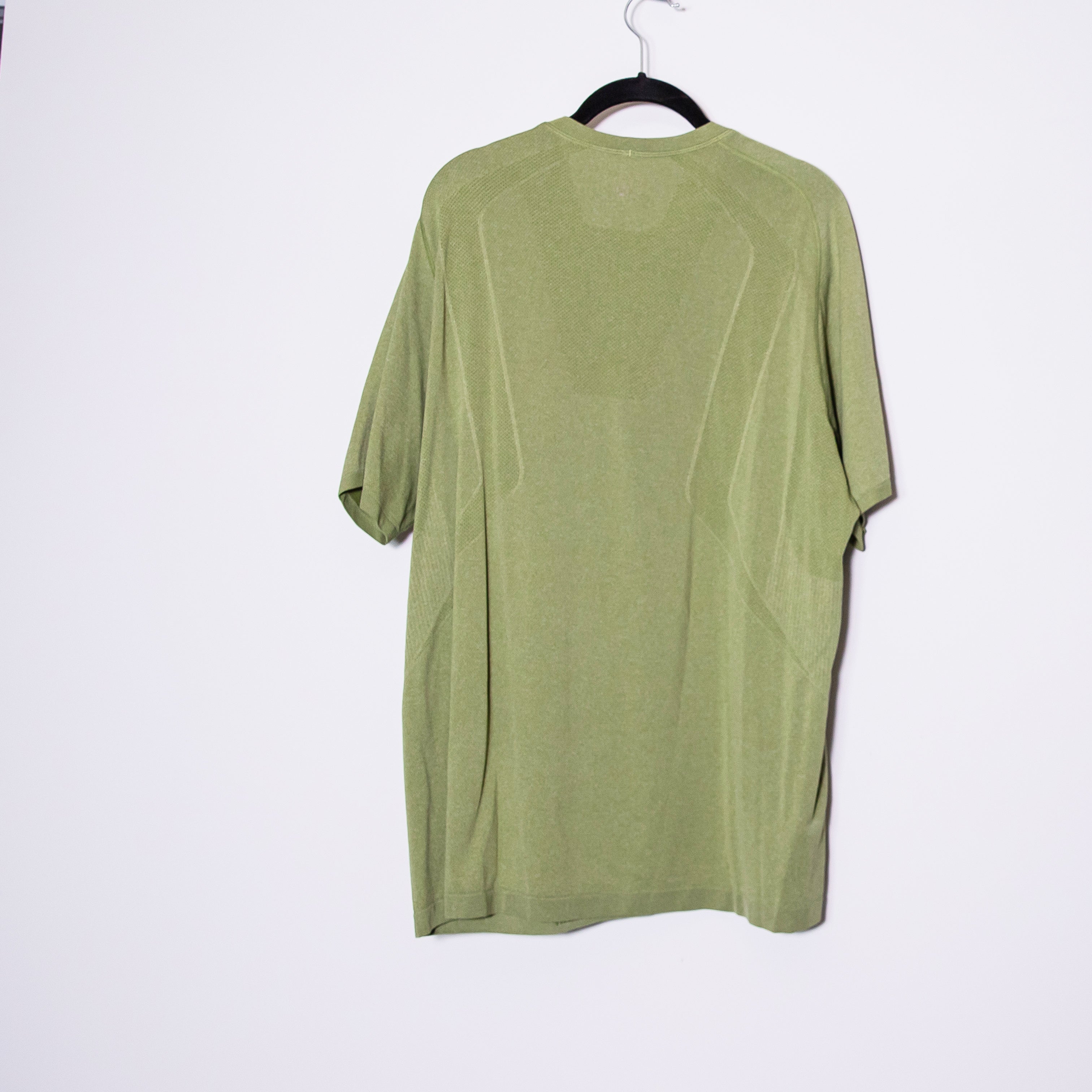 Lululemon Men's Metal Vent Crew Neck Short Sleeve Tee Shirt Top Green XXL