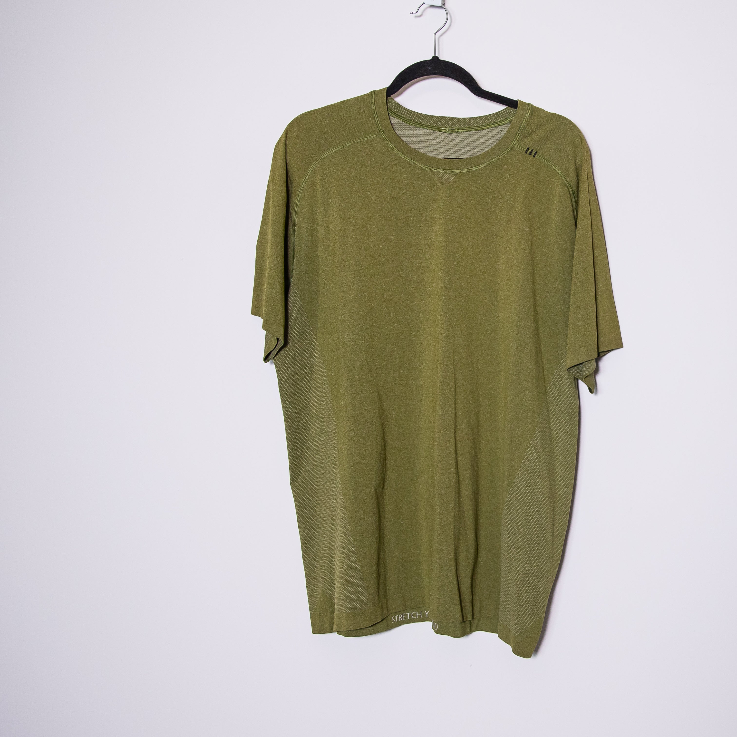 Lululemon Men's Metal Vent Crew Neck Short Sleeve Tee Shirt Top Olive Green XXL
