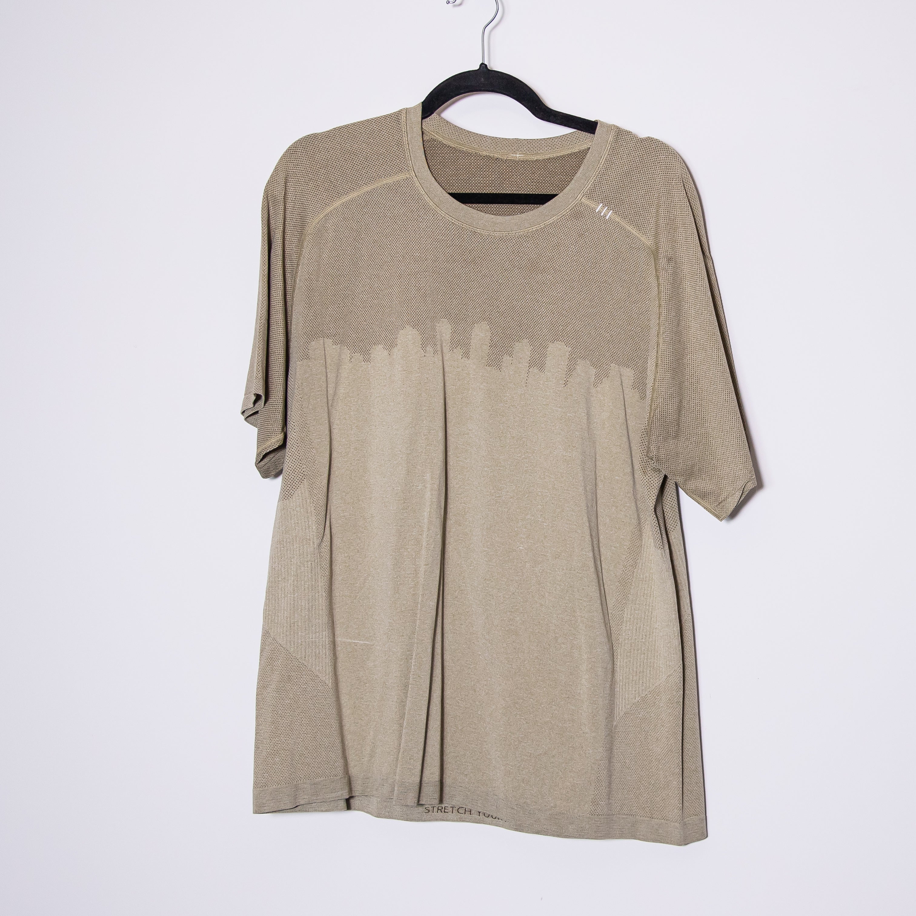 Lululemon Men's Metal Vent Crew Neck Short Sleeve Tee Shirt Top City Skyline XXL