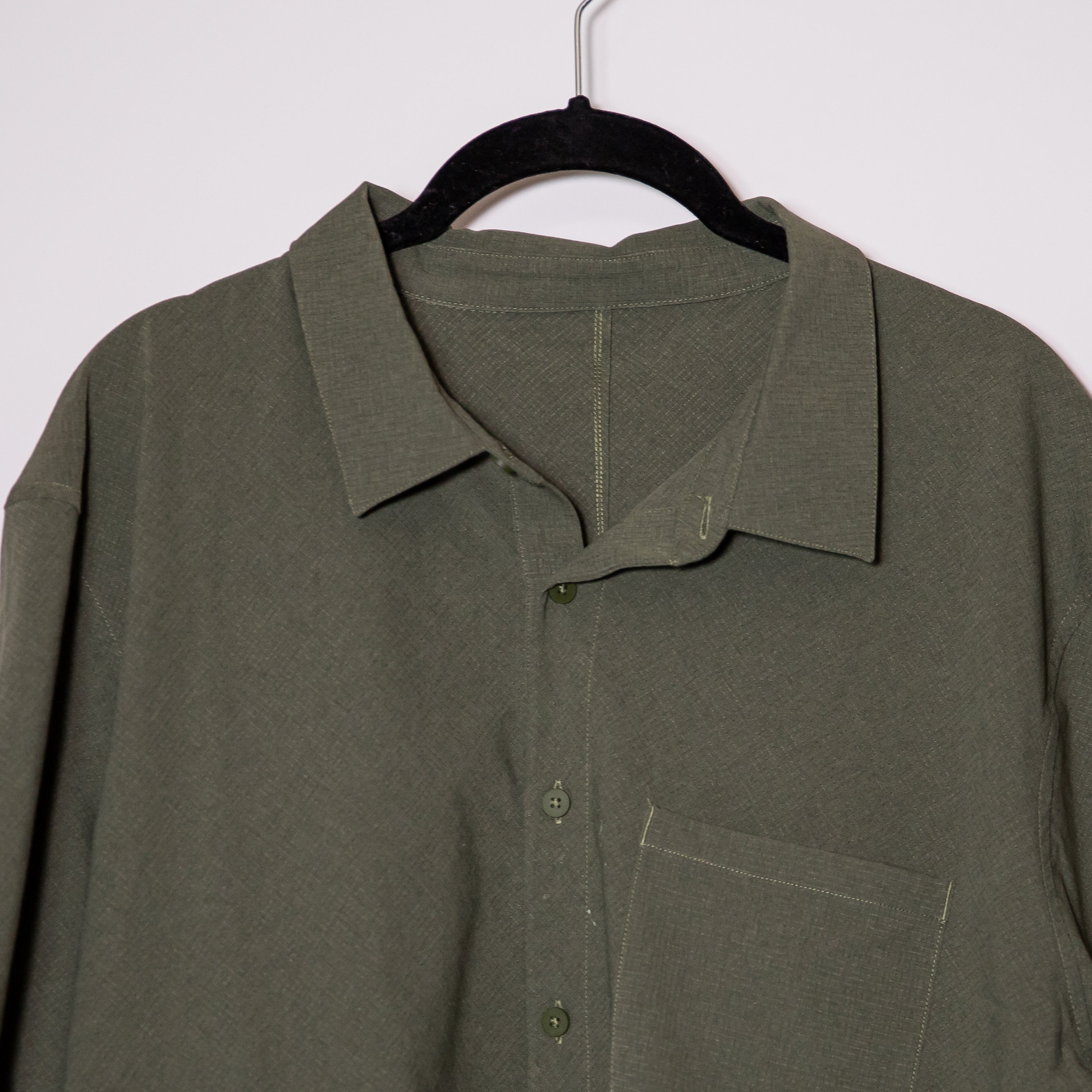 Lululemon Men's WovenAir Popover Lightweight Collared Polo Shirt Sleeve Shirt