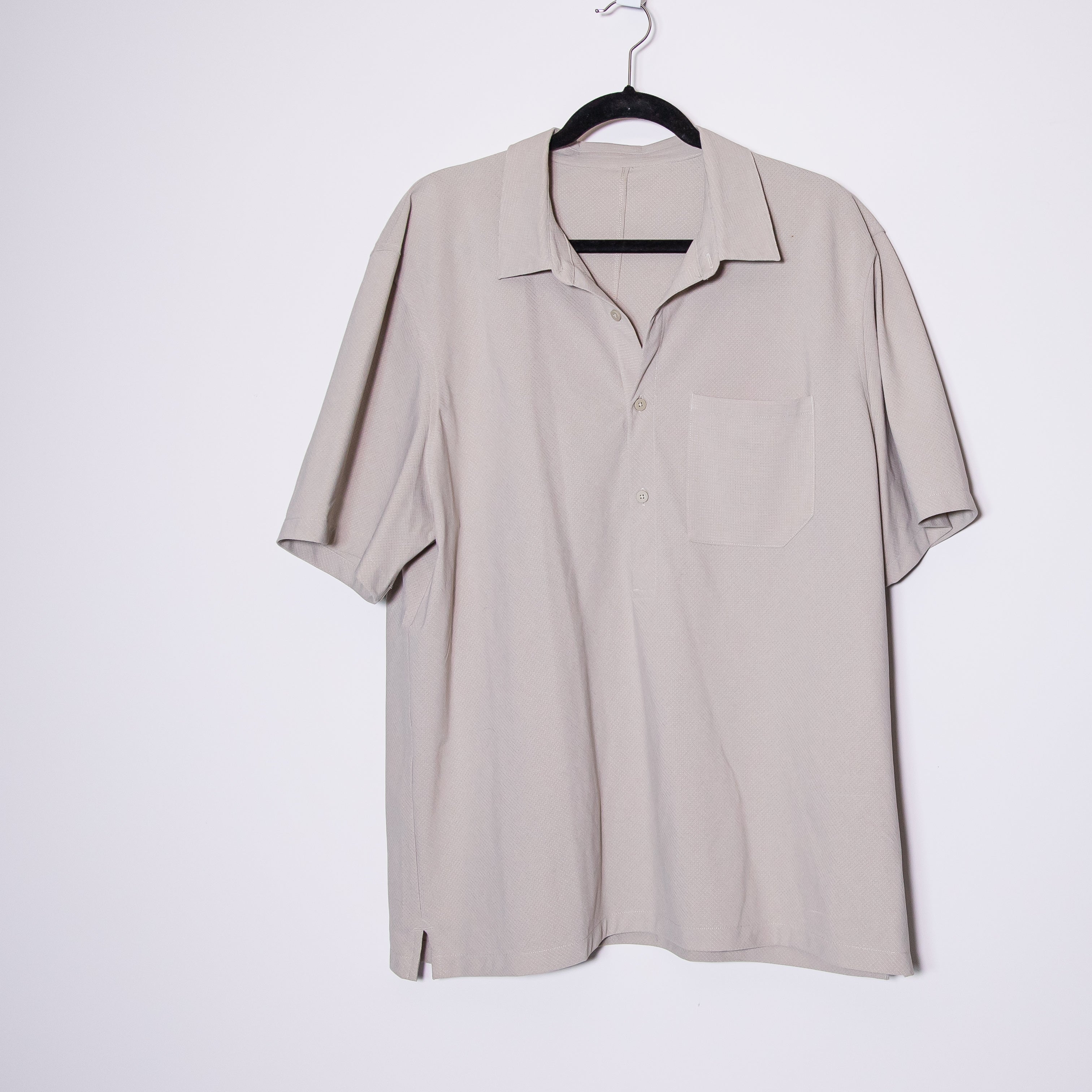 Lululemon WovenAir Popover Lightweight Collared Polo Shirt Sleeve Shirt Beige