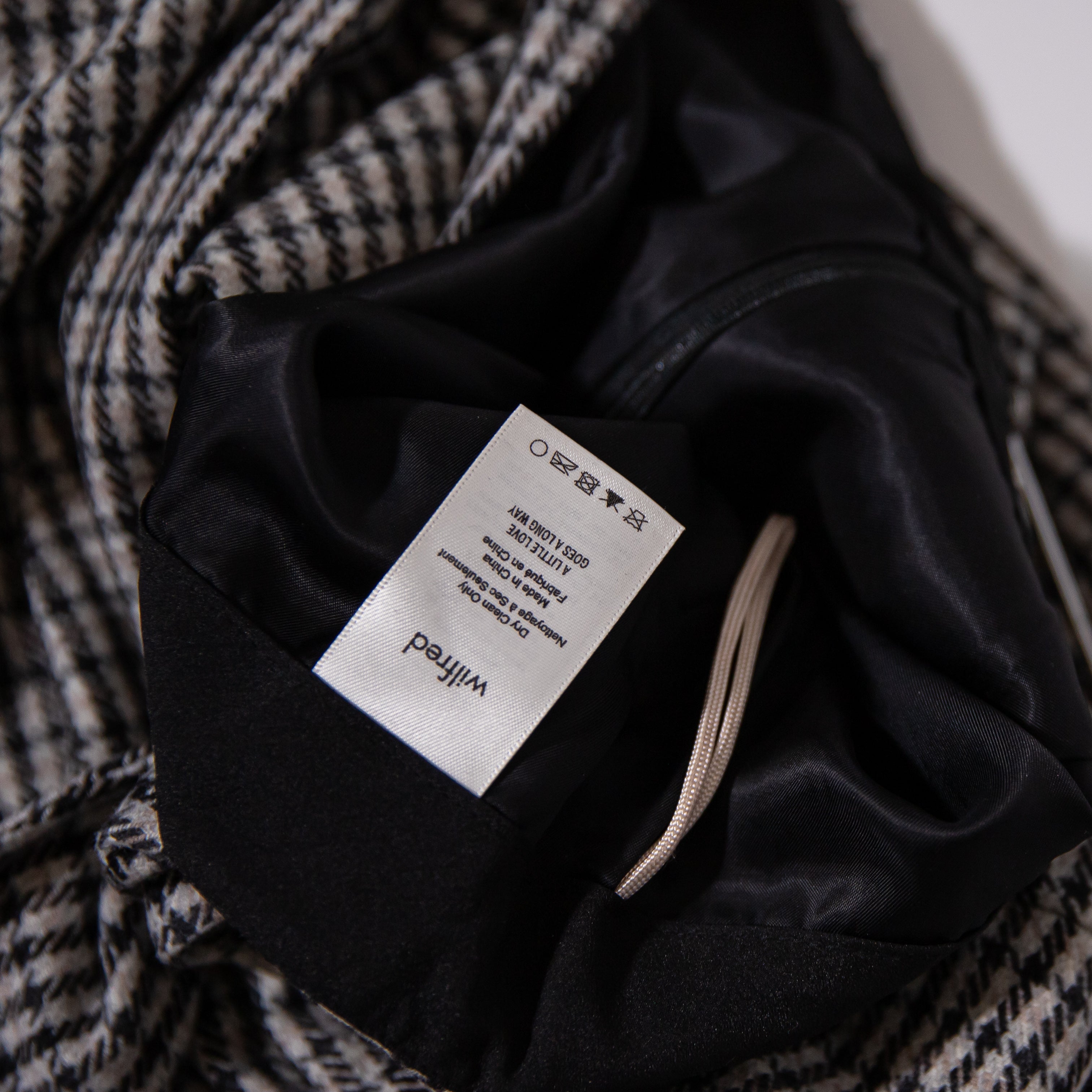 Wilfred Aritzia Wool Cashmere Blend Wrap Tie Front Houndstooth Check Mini Skirt