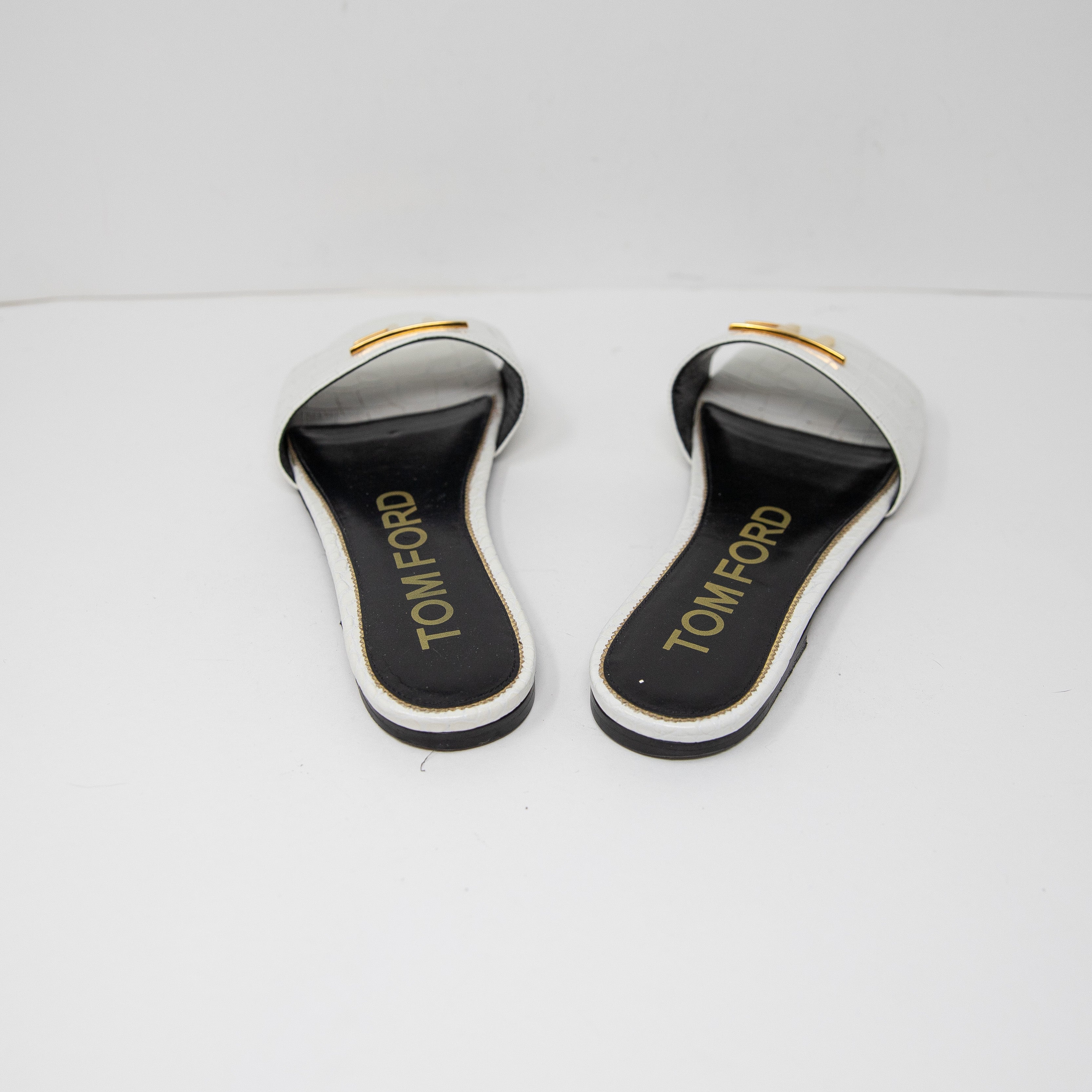 Tom Ford Logo Plaque Embellished Crocodile Embossed Leather Open Toe Sandals 10