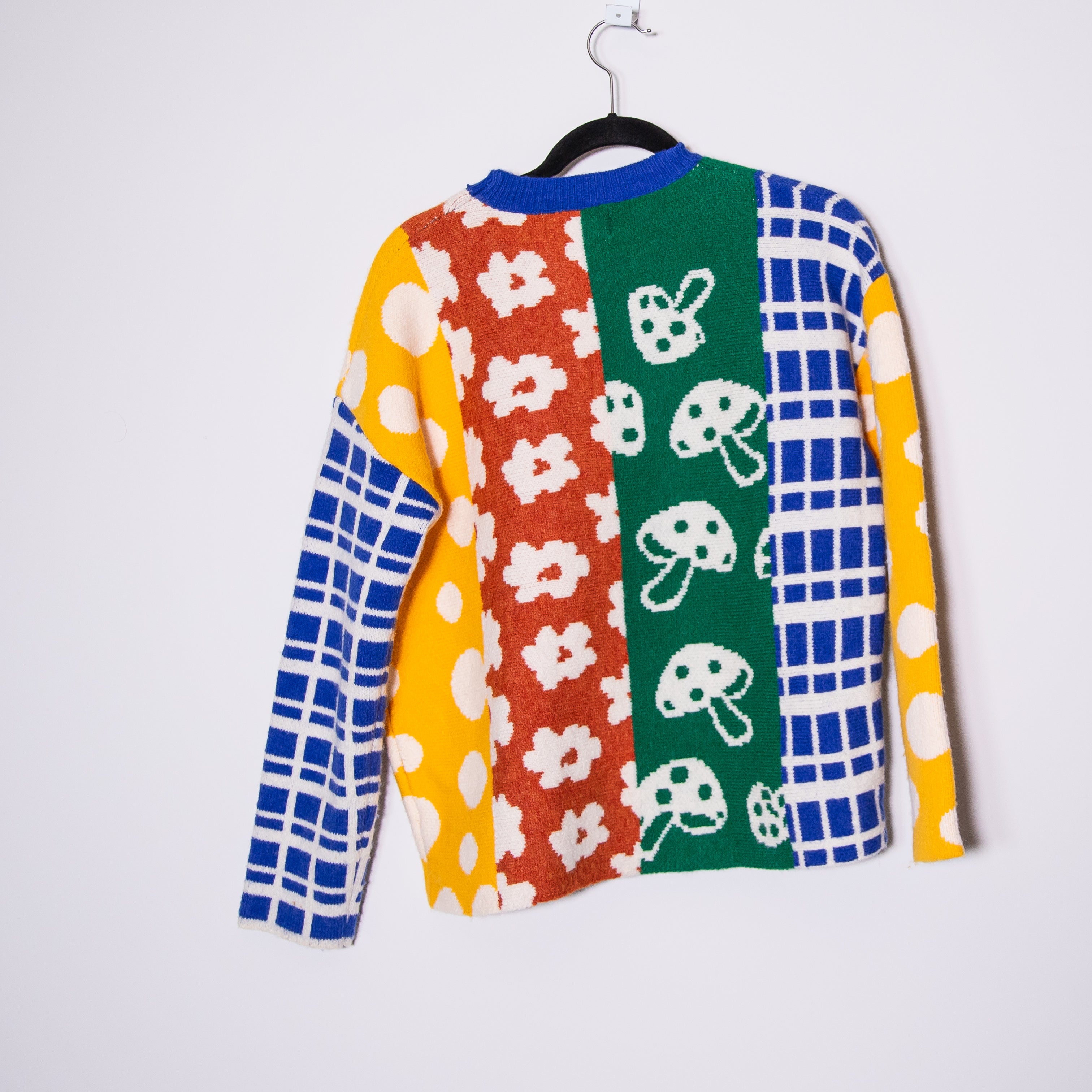 Cider Women's Multi Colorblock Mushroom Flower Graphic Knit Stretch Sweater S
