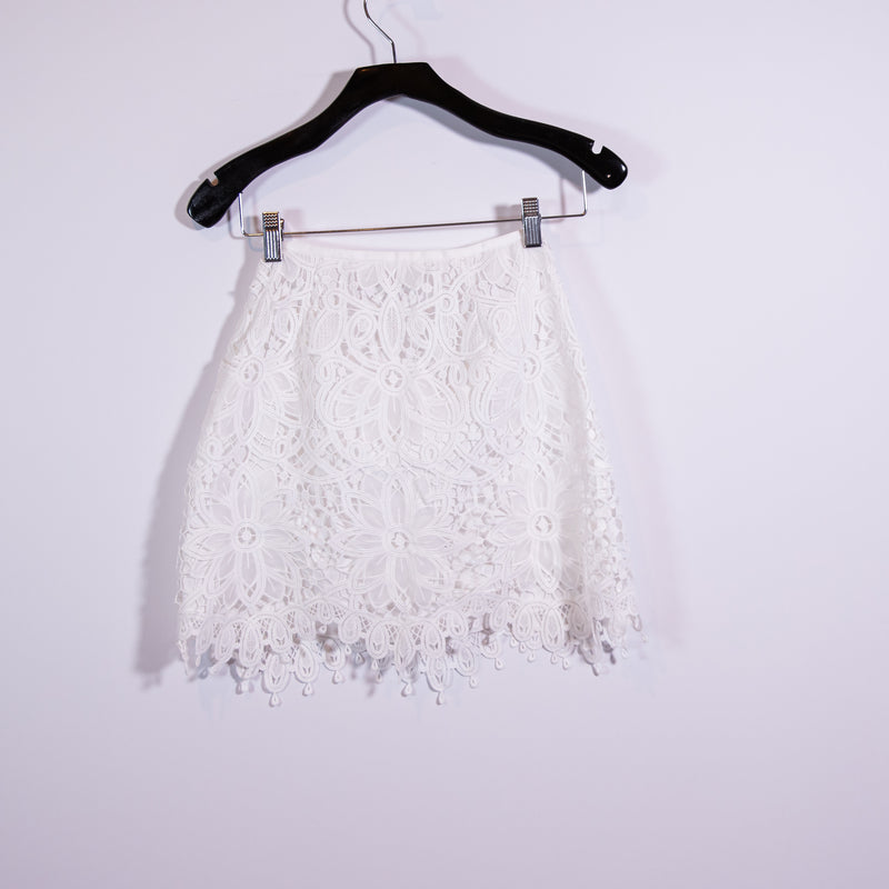 Saylor Serafina Allover Floral Flower Lace Mini White Skirt Small