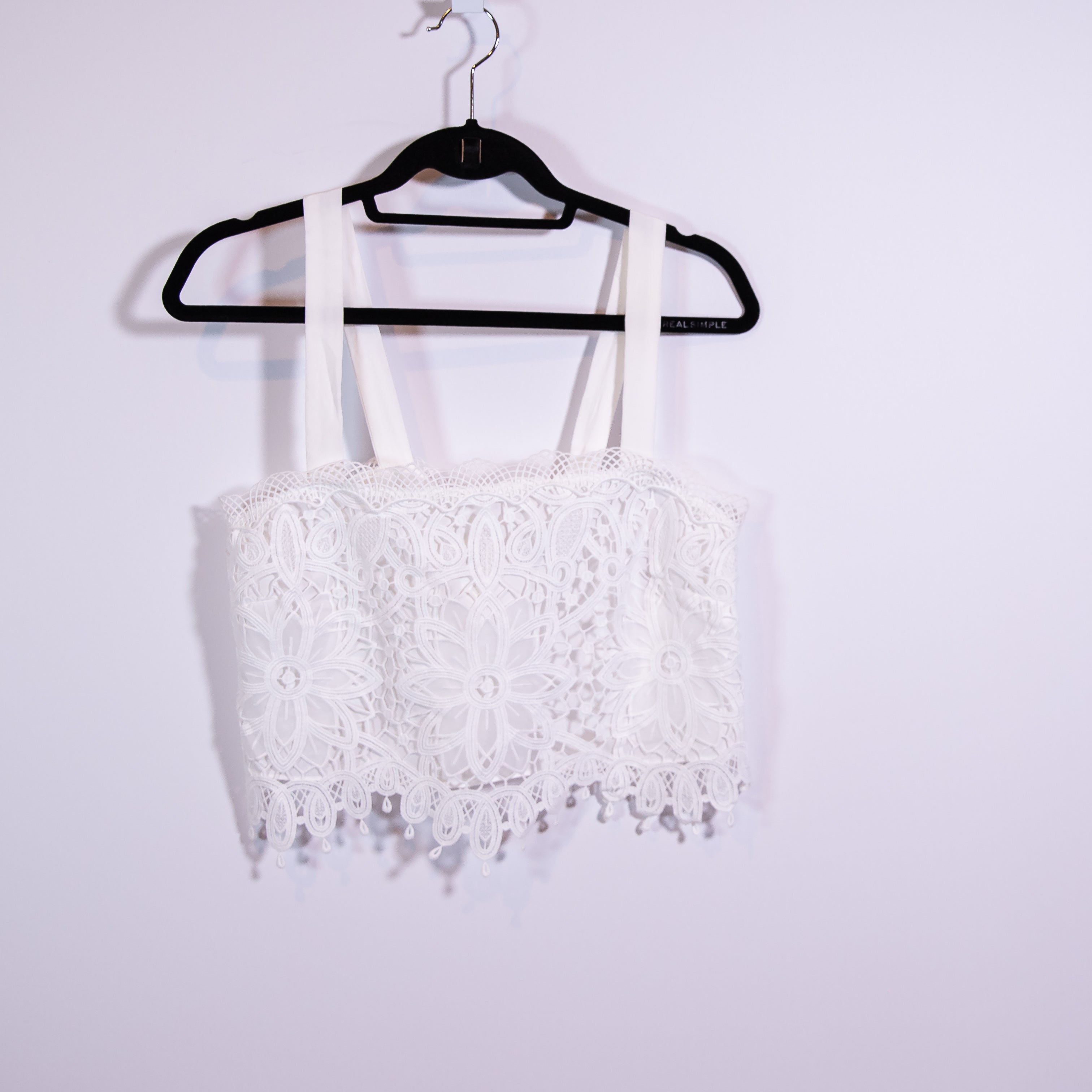 Saylor Serafina Allover Floral Flower Lace Square Neck Crop Tank Top White Small