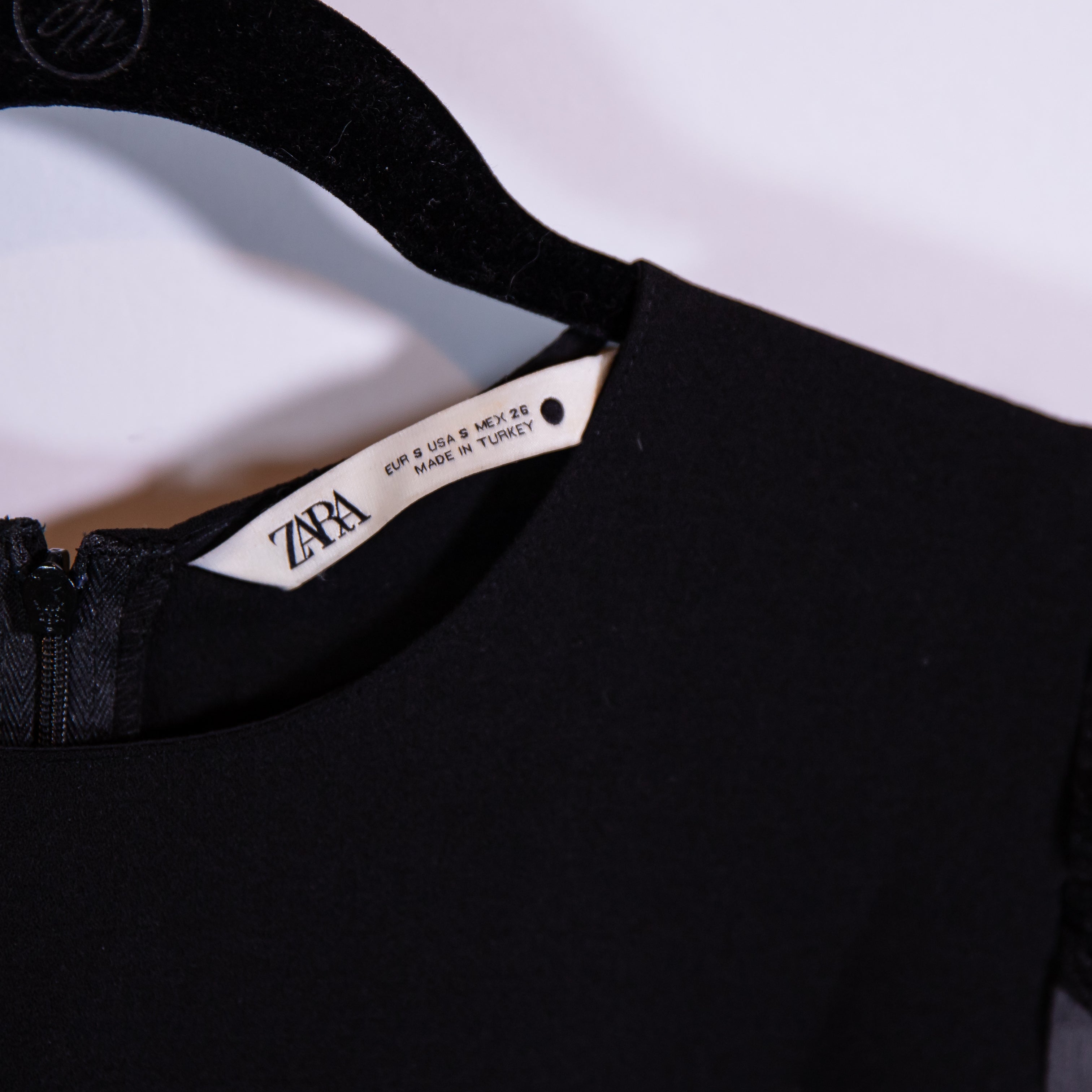 Zara Crepe Semi Sheer Chiffon Puff Short Sleeve Sheath Midi Dress Black Small