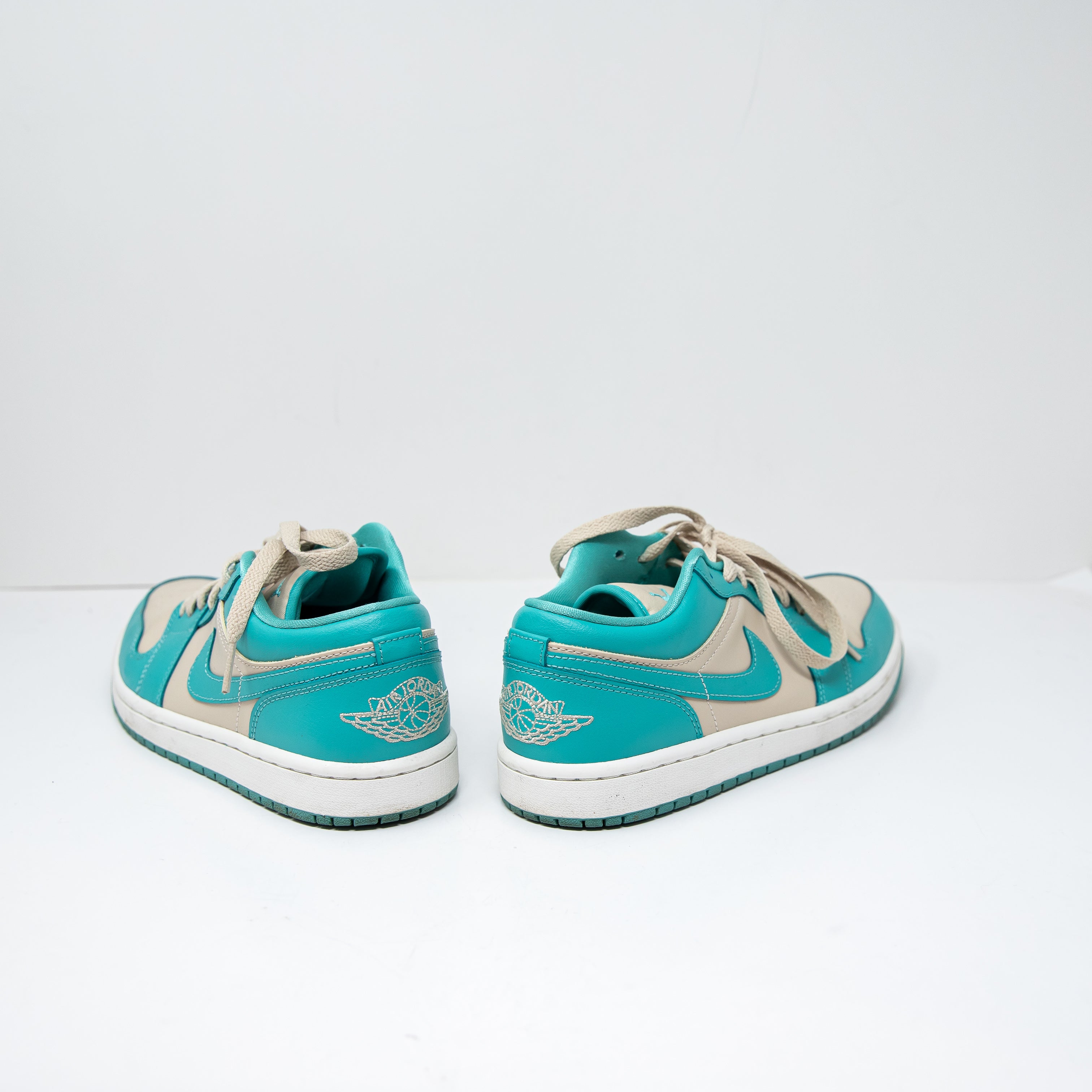 Nike Air Jordan Women's 1 Low Tropical Teal Sandy Beige Blue DC0774 Sneaker Shoe