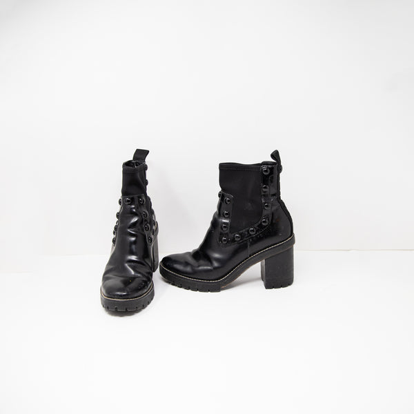 Tory Burch Preston Patent Leather Studded Embellished Pull On Heel Ankle Booties