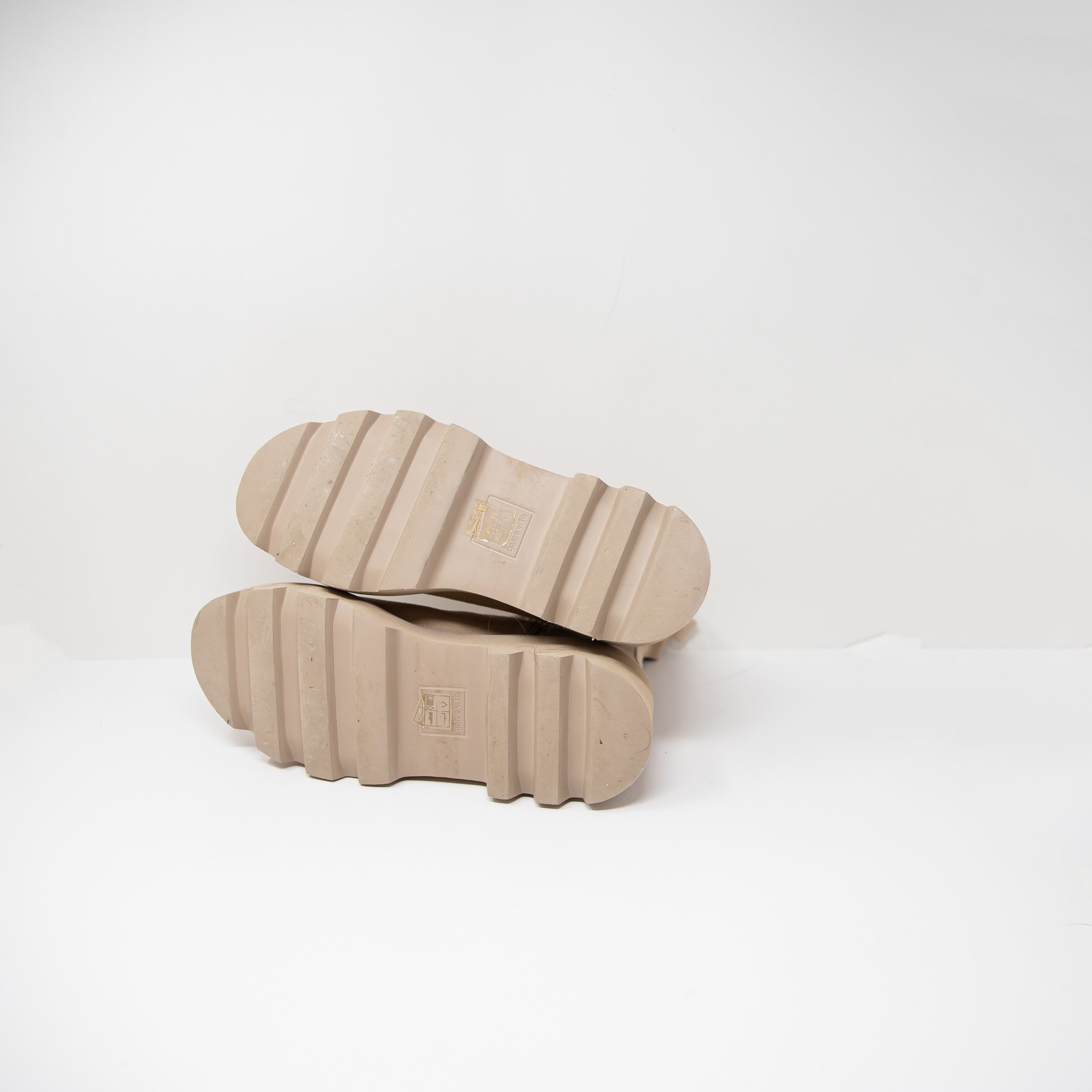 Dolce Vita Women's Hoven H2O Water Resistant Lug Sole Pull On Booties Shoes 11