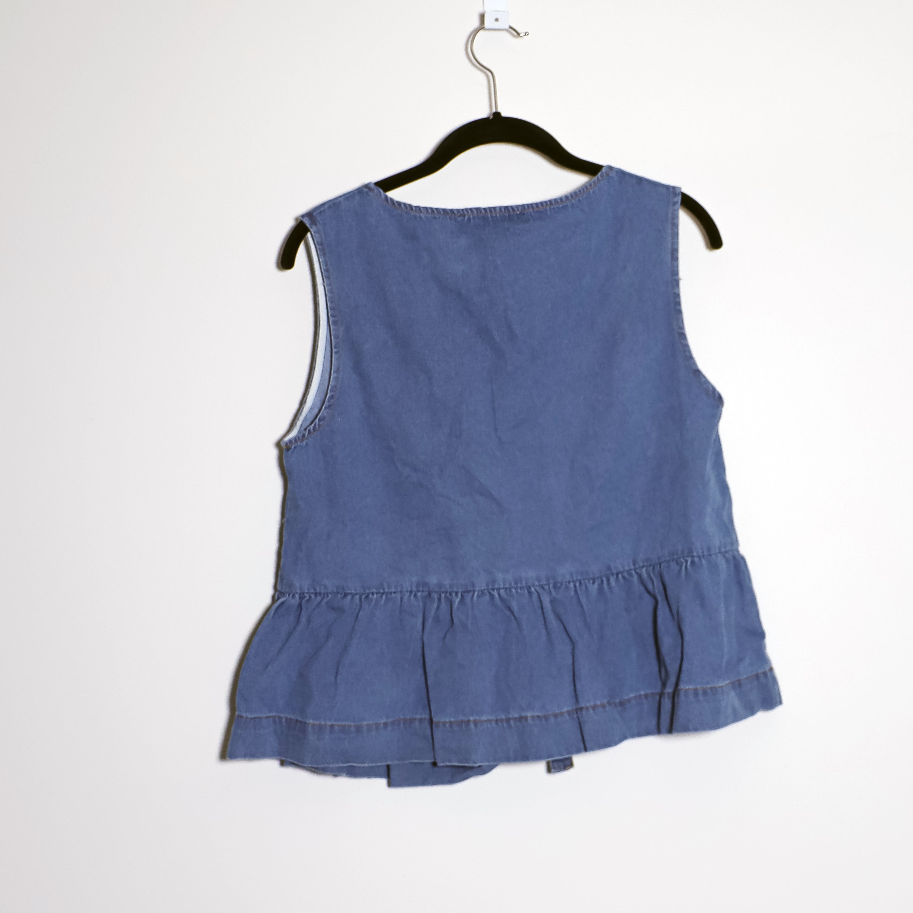 Petal And Pup Graciana Denim Jean Sleeveless Tie Front Ruffle Blouse Shirt Top M