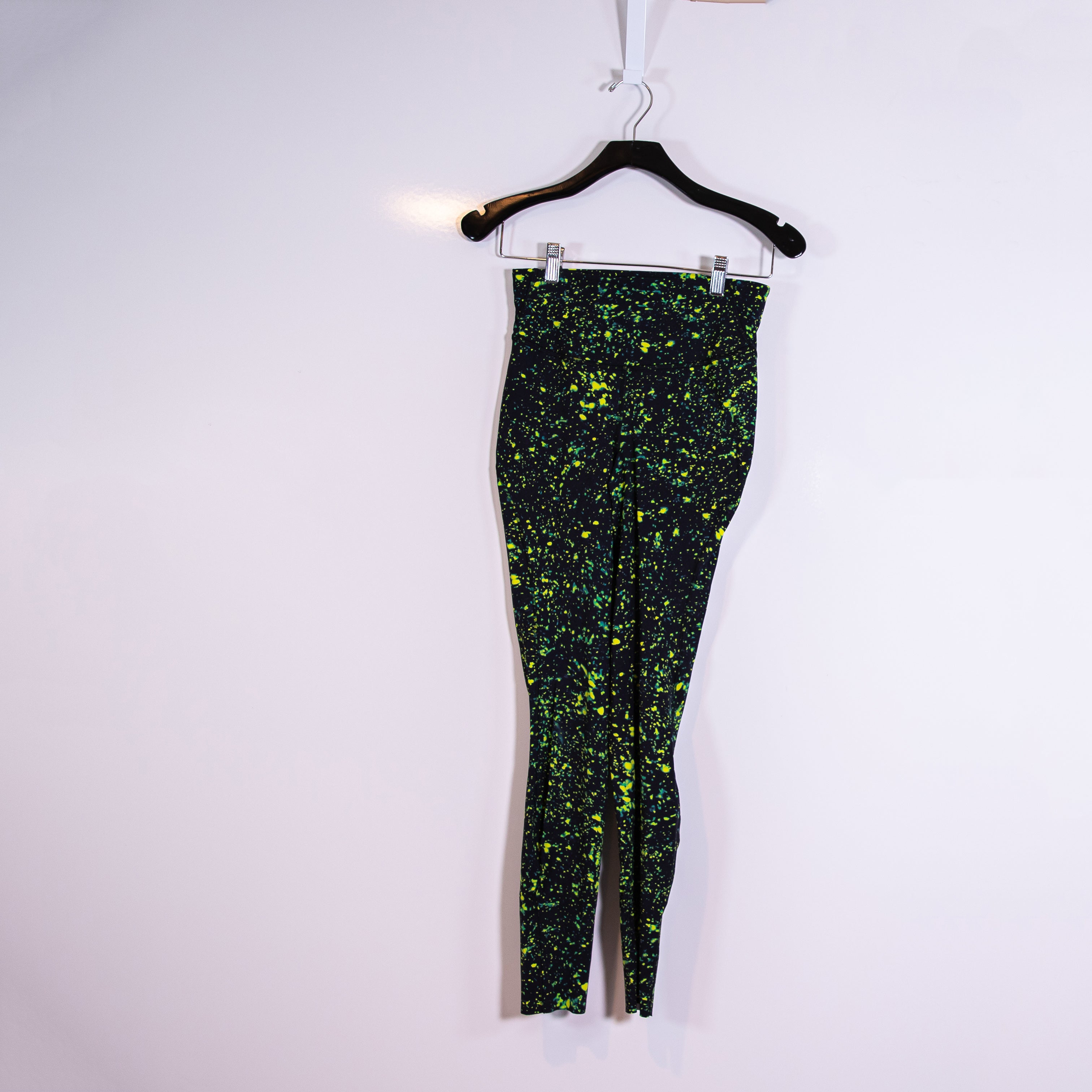 Lululemon Base Pace High-Rise Running Tight 28" Sparks Fly Multi Black Green 6