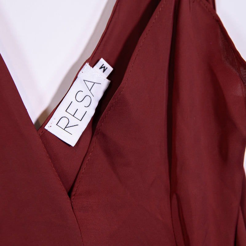 NEW Resa Hannah V Neck Pullover Belted Midi Burgundy Satin Dress M