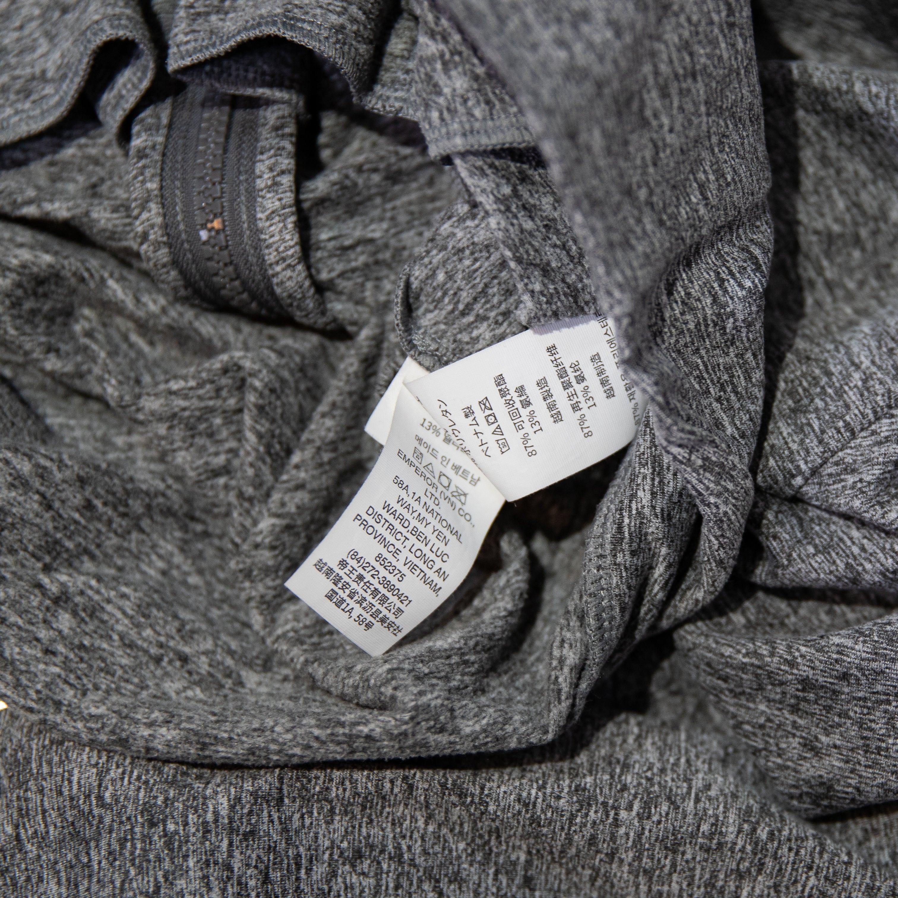 Vuori Women's Granite Full Zip Athletic Work Out Hooded Lightweight Jacket Gray