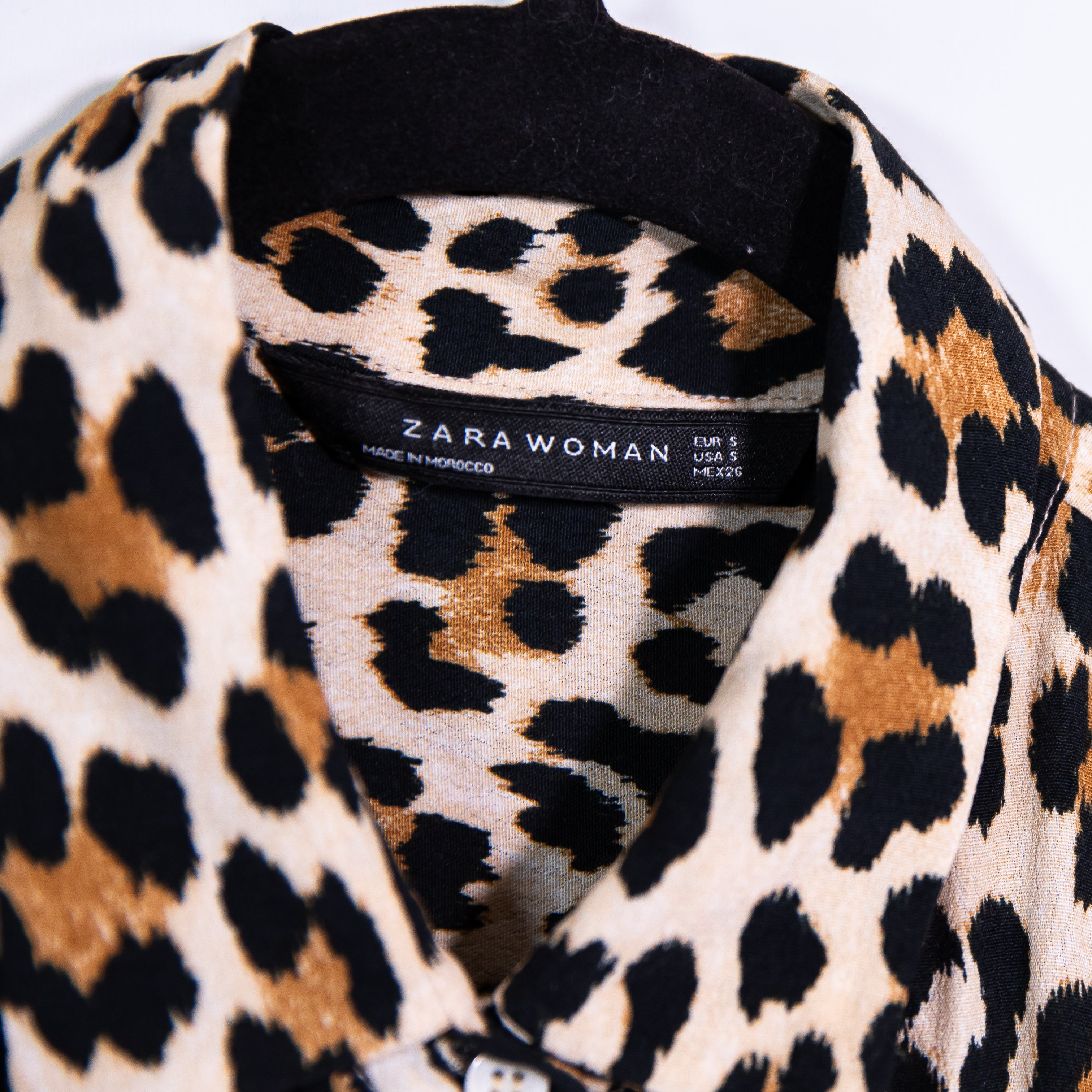 Zara Woman Cheetah Leopard Animal Print Pattern Collared Button Down Blouse Top