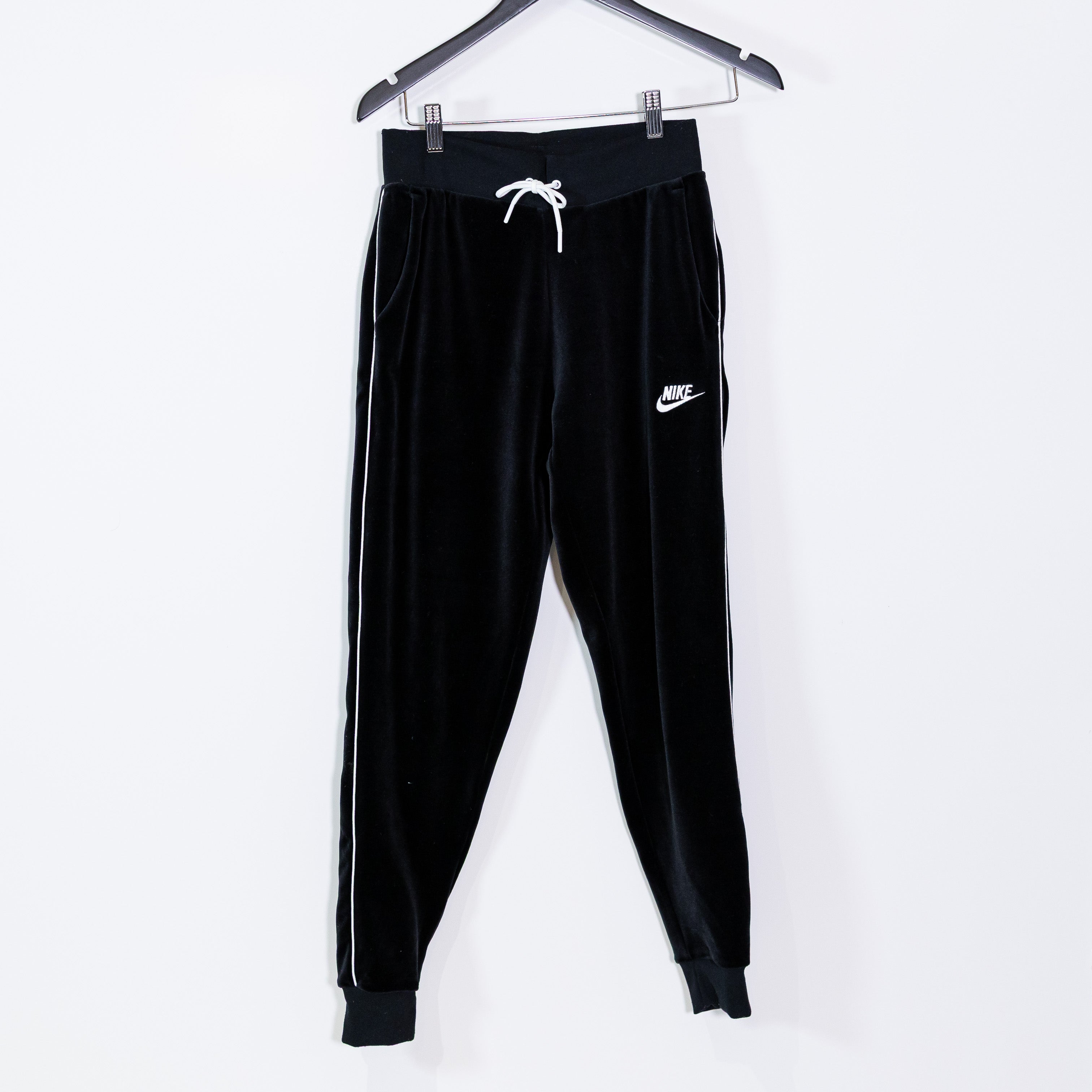 Nike Women's Velvet Velour Straight Leg Ankle Crop Joggers Pants Black XS