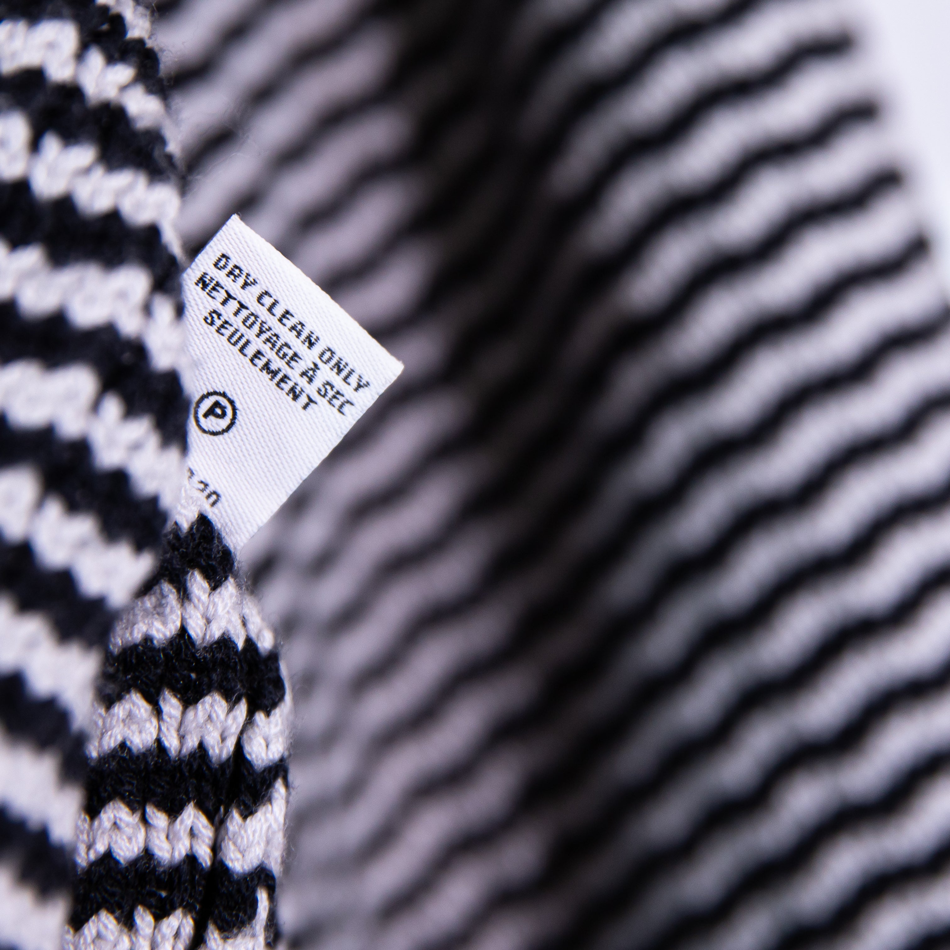 Diane Von Furstenberg Ahiga Tweed Knit Wool Turtleneck Pullover Sweater Black OS