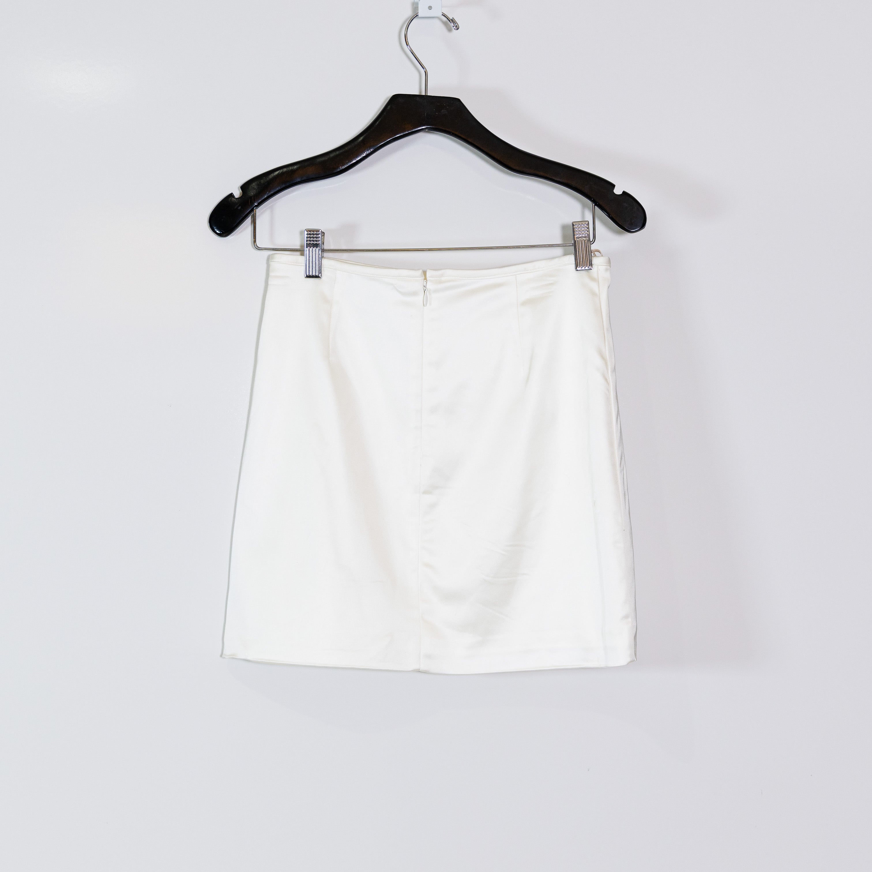 Wilfred Aritzia Tavern High Waisted Satin Mini Skirt Light Birch White 2