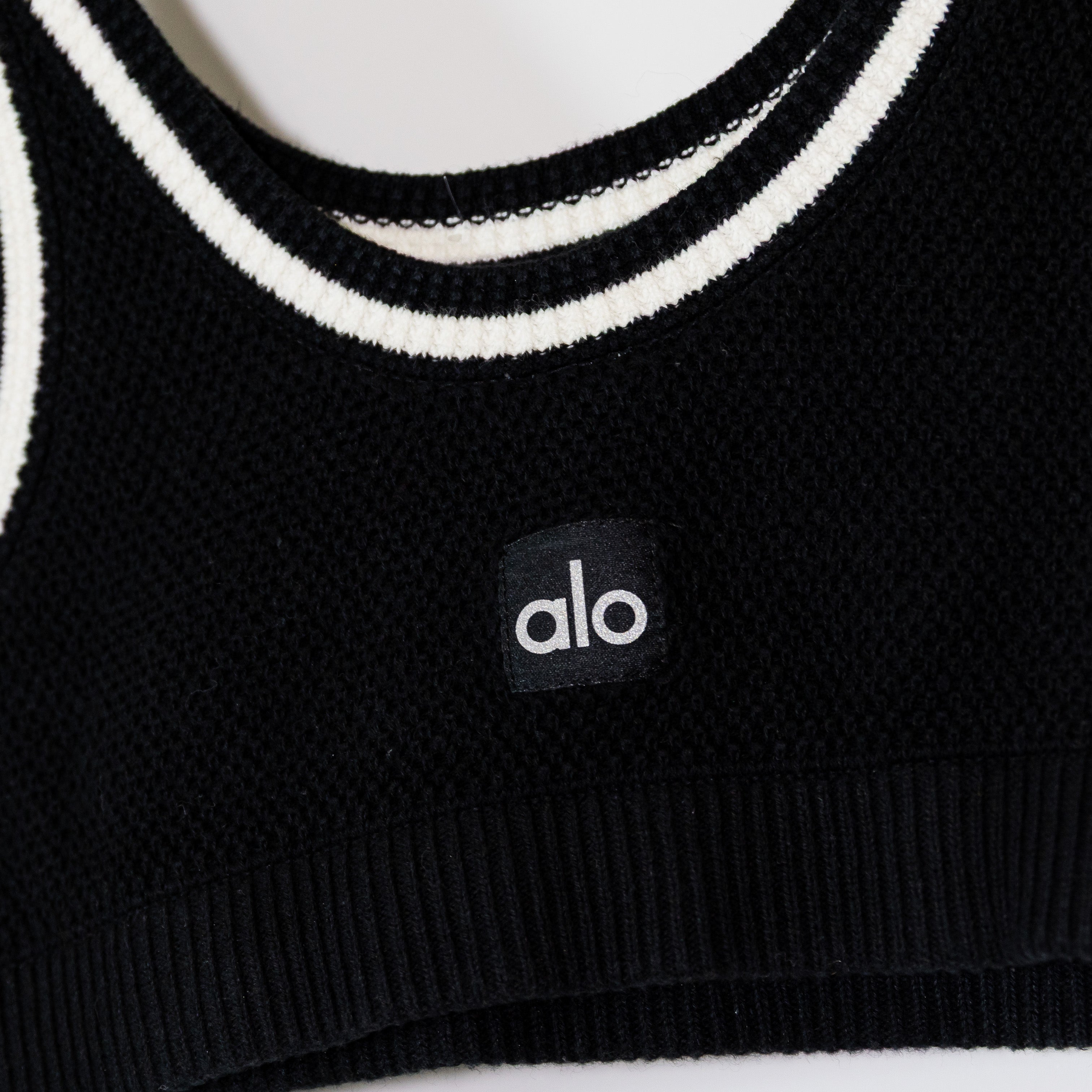 Alo Yoga Women's Tennis Club Cotton Sweater Knit Crop Top Bra Black White XS