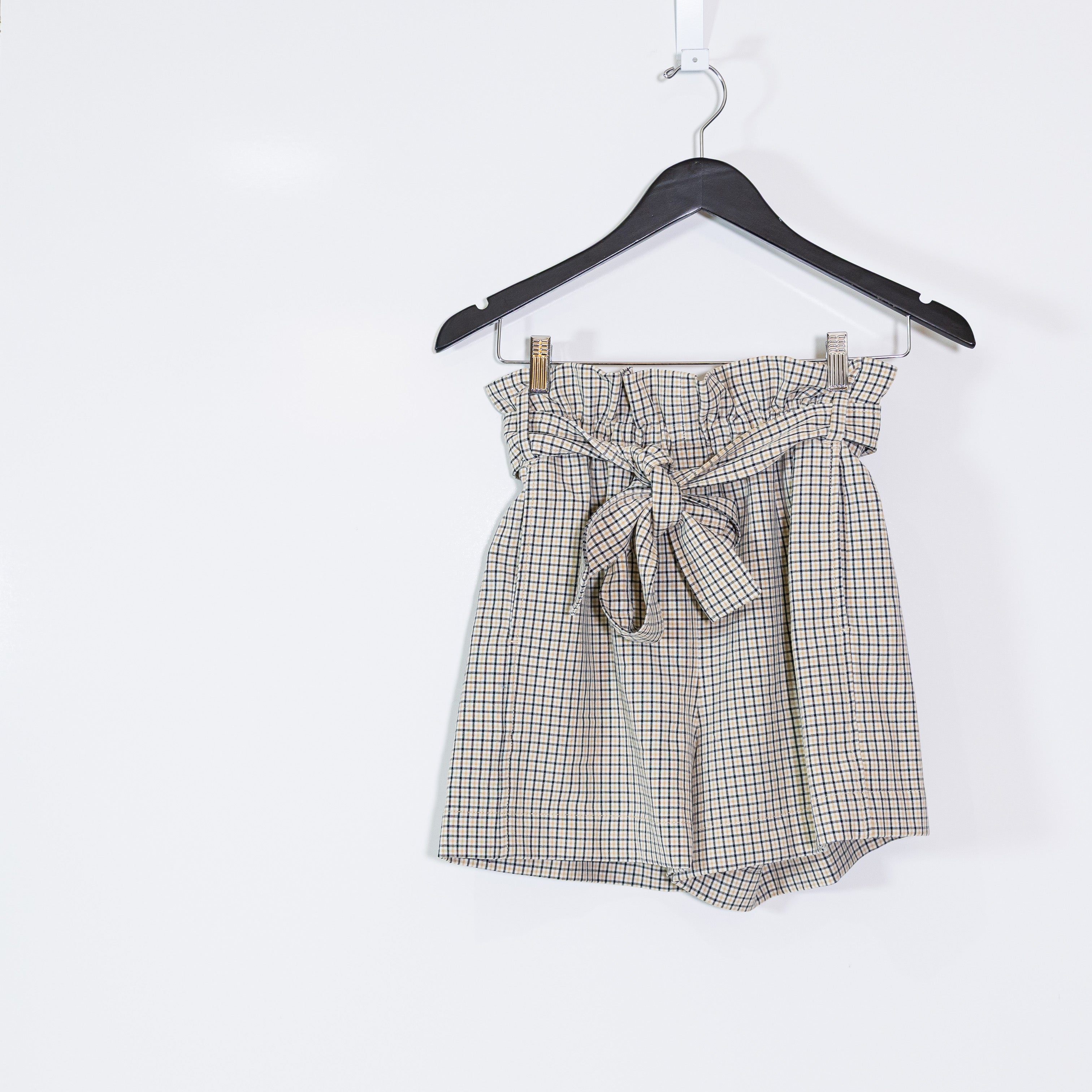 Wilfred Aritzia Paperboy Belted High Waisted Mini Plaid Print Shorts 6
