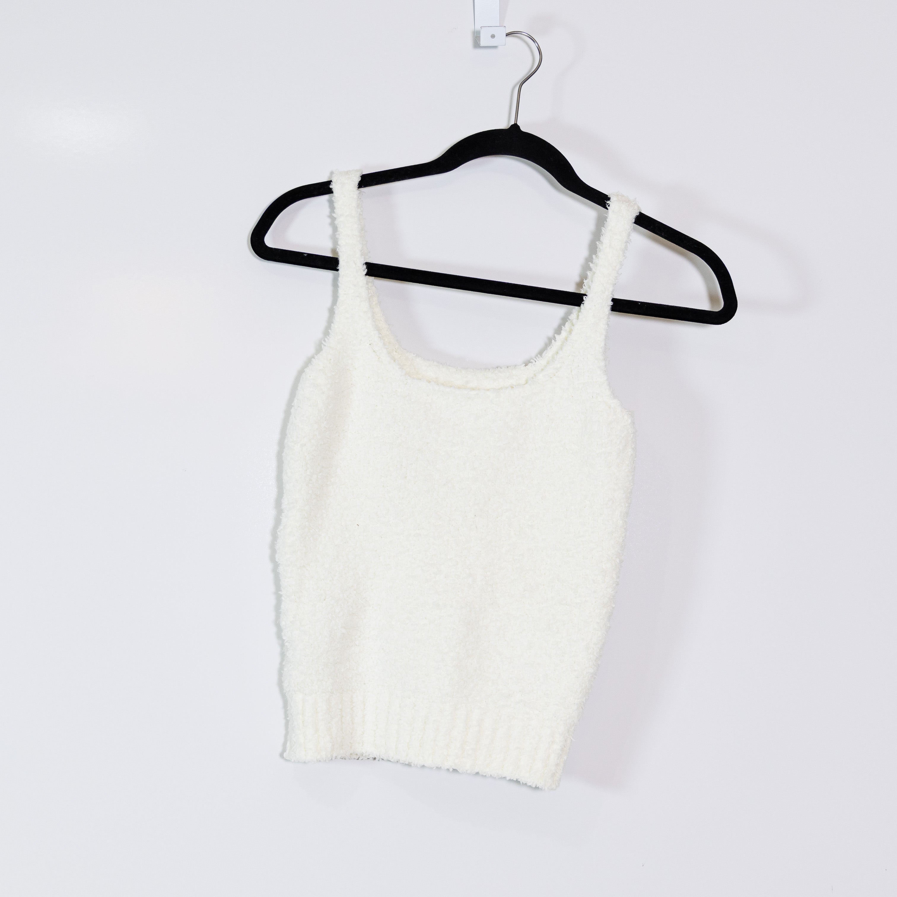 Skims Women's Fuzzy Teddy Knit Scoop Neck Sleeveless Stretch Tank Top Ivory S/M