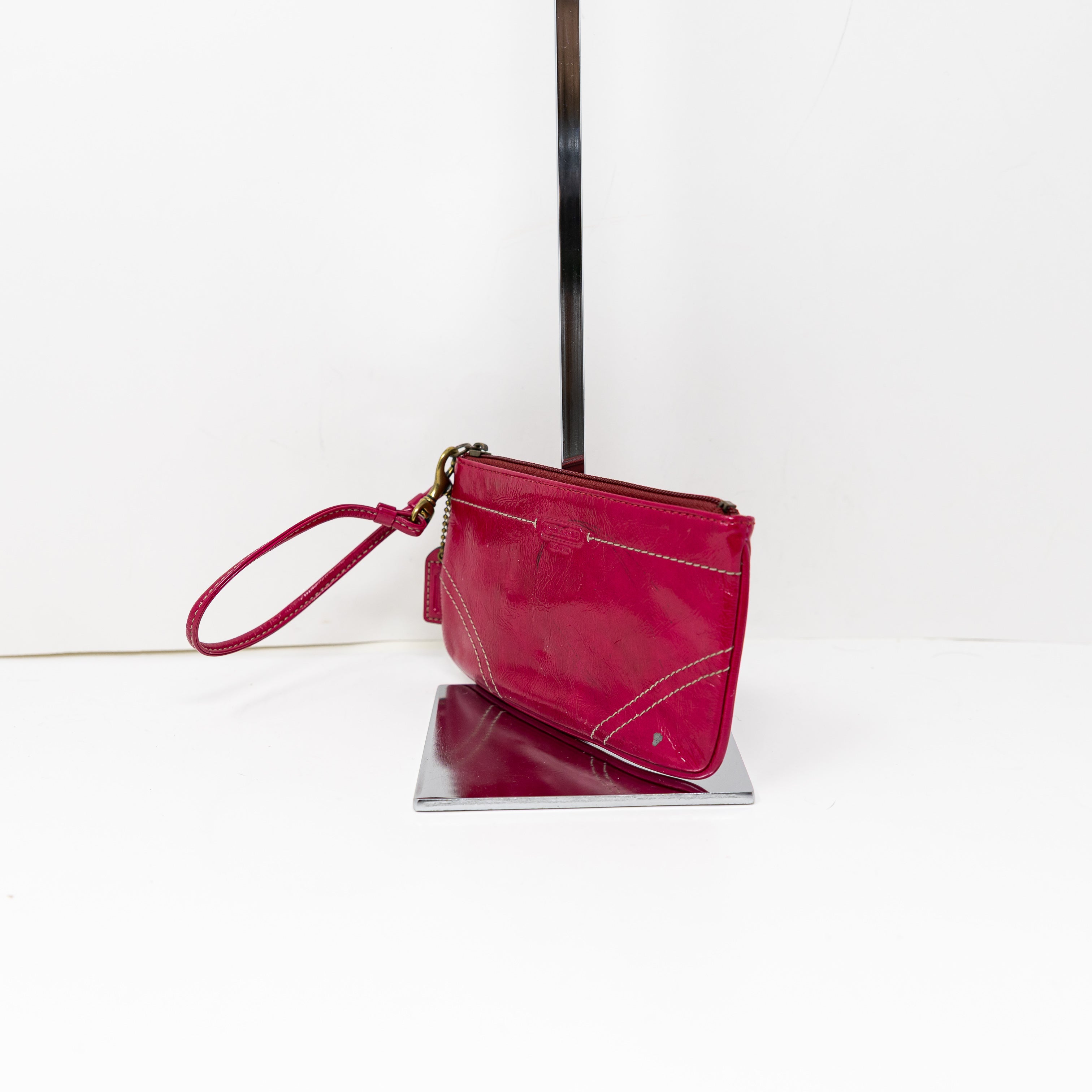 Coach Vintage Genuine Patent Leather Top Zip Card Wallet Wristlet Purse Bag Red