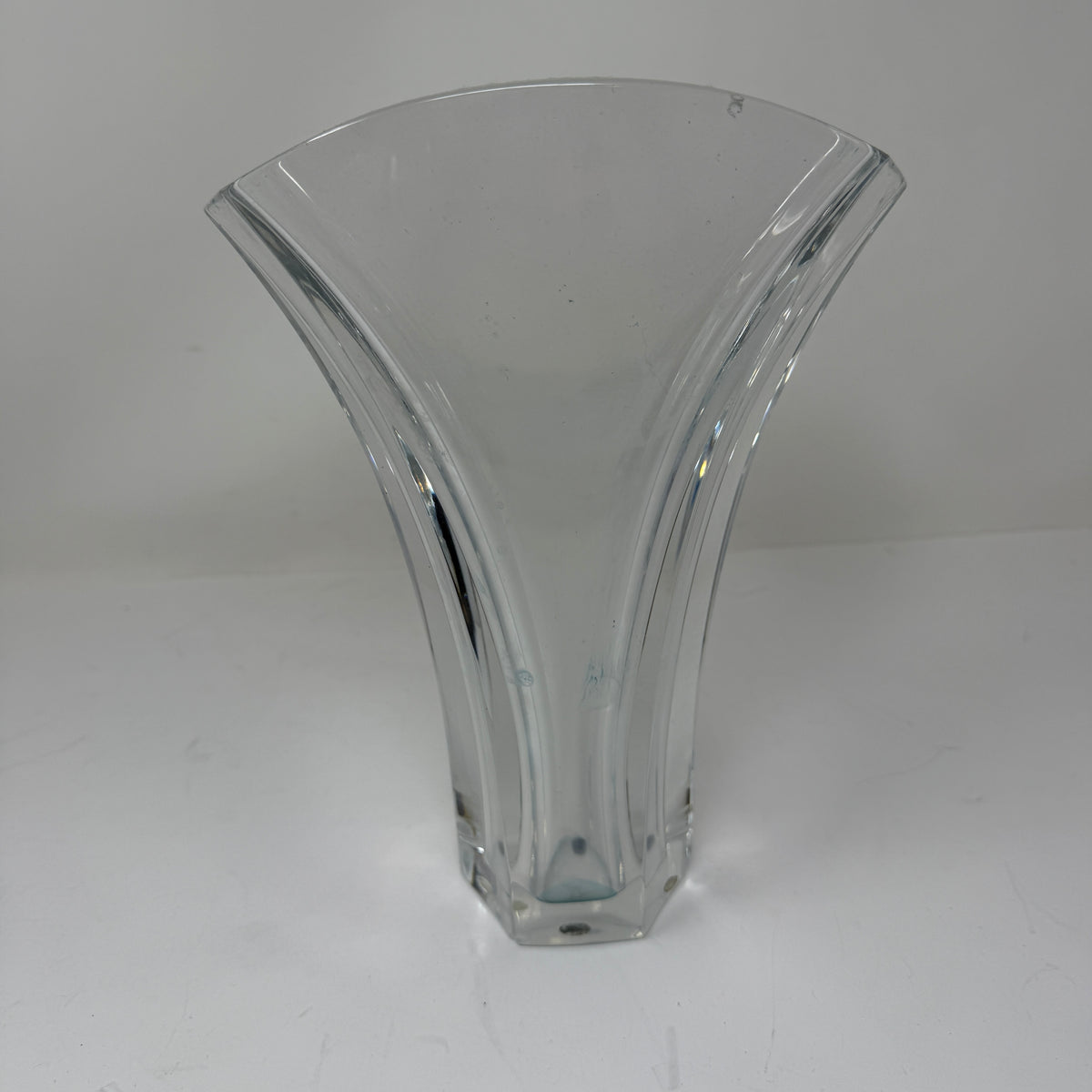 Baccarat Thomas Bastide 1992 Signed Ginkgo Crystal Flower Home Vase 9.5 Inches