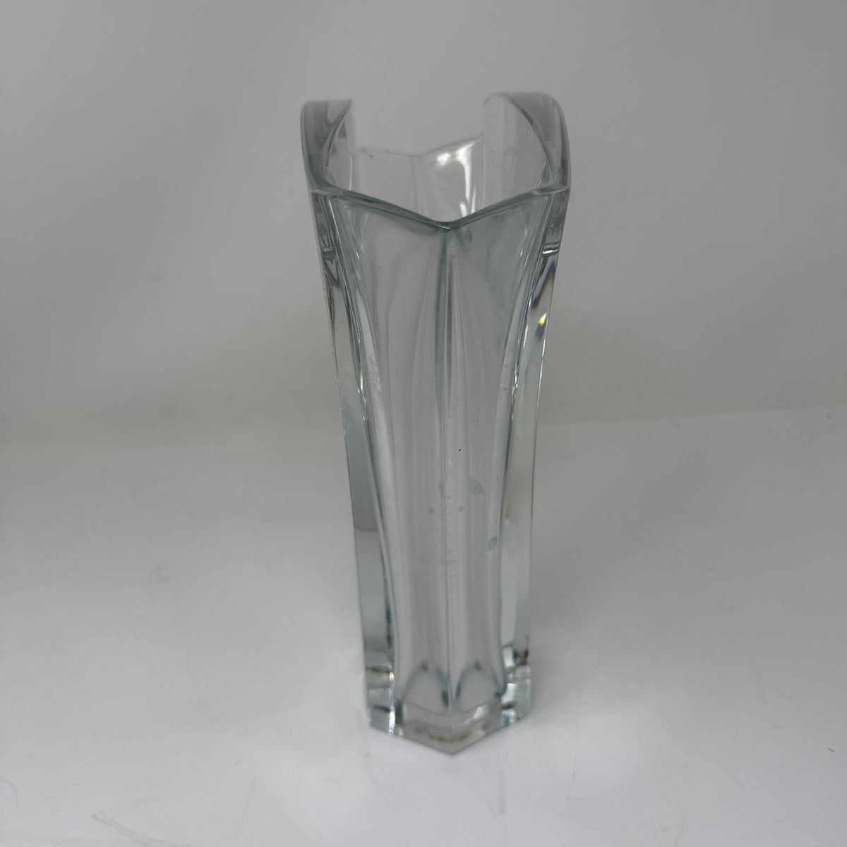 Baccarat Thomas Bastide 1992 Signed Ginkgo Crystal Flower Home Vase 9.5 Inches
