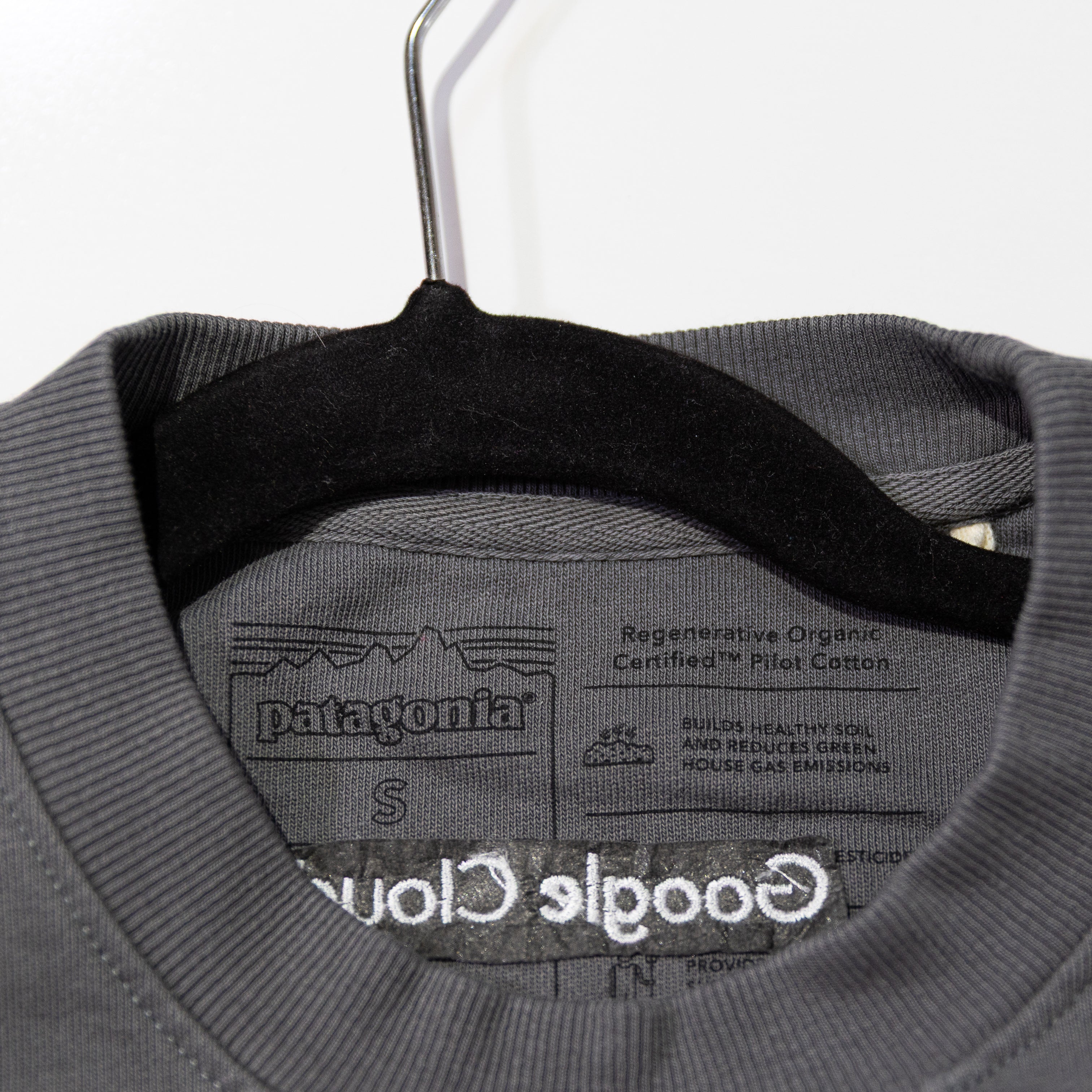 Patagonia Women's Organic Cotton Crew Neck Long Sleeve Pullover Sweater Gray S