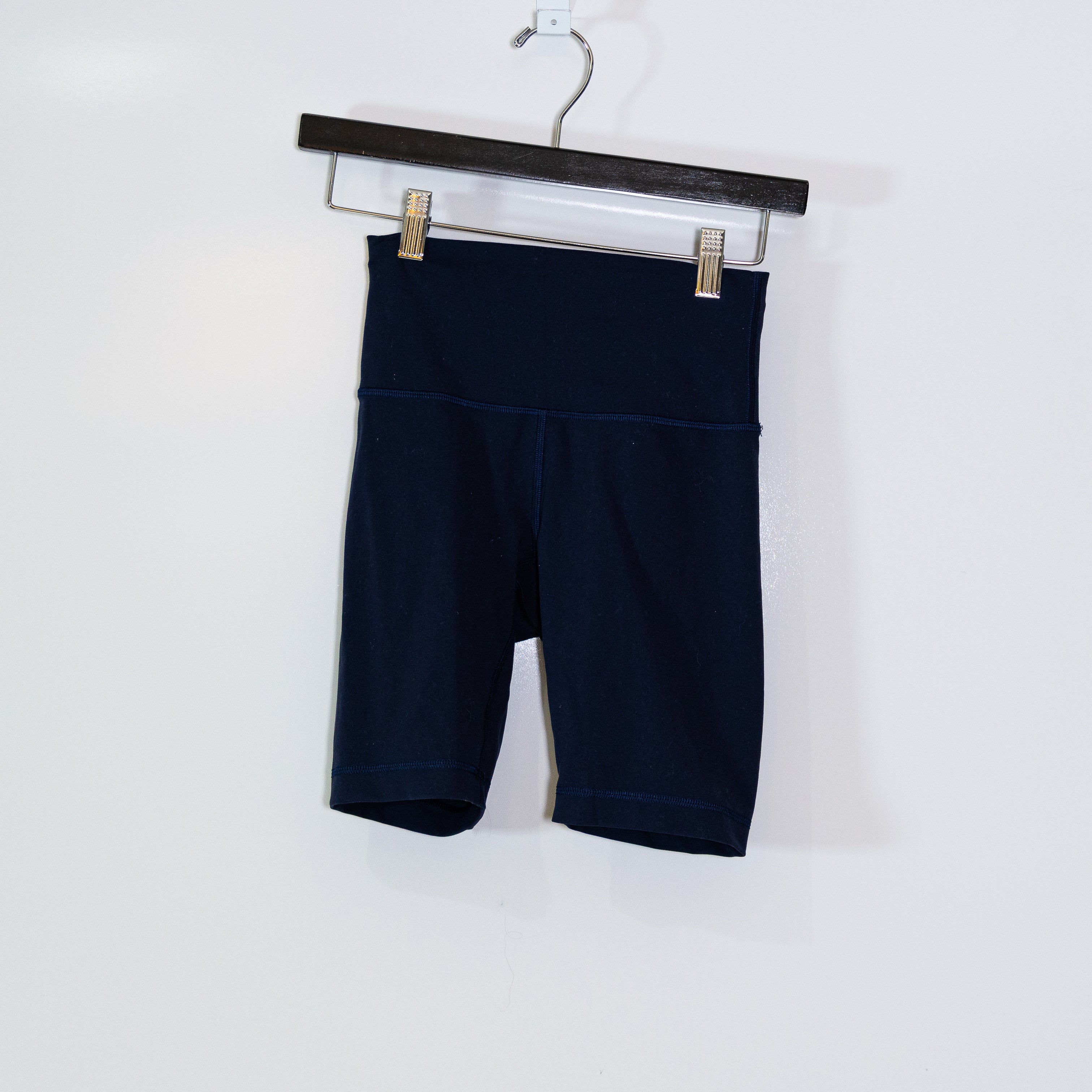Lululemon Women's Wunder Train High Rise Athletic Work Out Bike Short 8" Navy 4