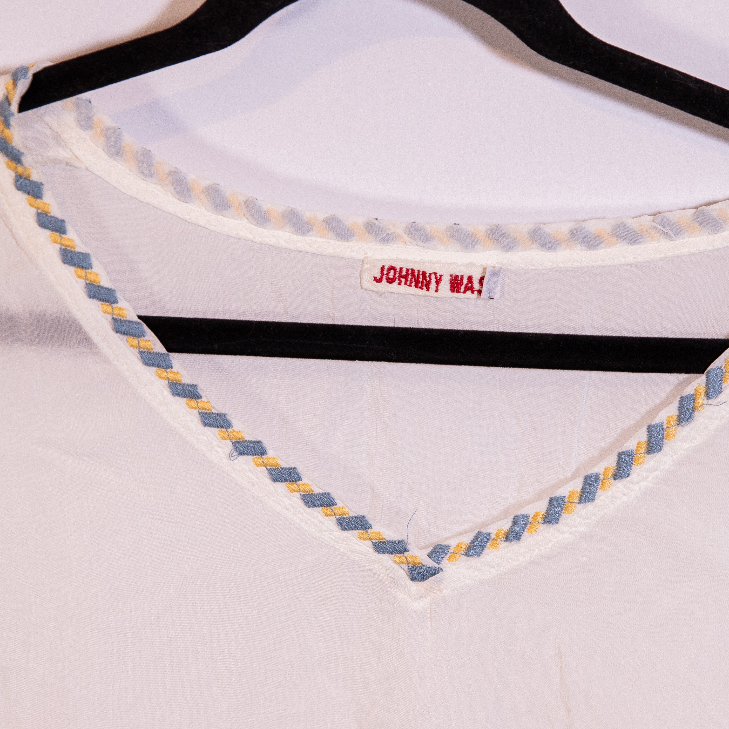 Johnny Was Floral Flower Embroidered Quarter Sleeve Tunic Blouse Ivory M