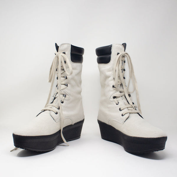 Tod's Gommini Zeppa Genuine Calf Hair Platform Lace Up Winter Boots Shoes White