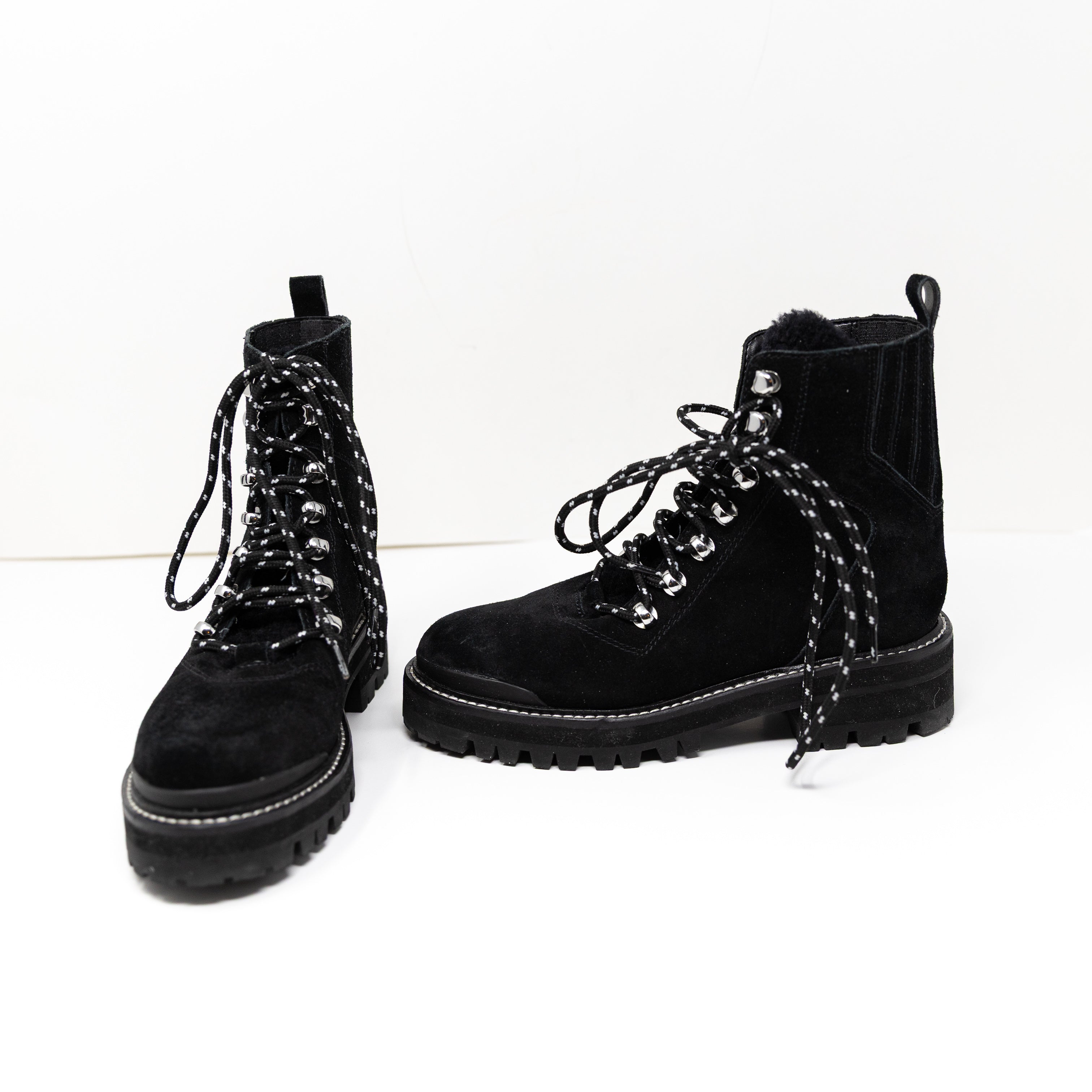NEW Marc Fisher Lizzie Genuine Suede Lug Sole Ankle Lace Up Booties Shoes Black