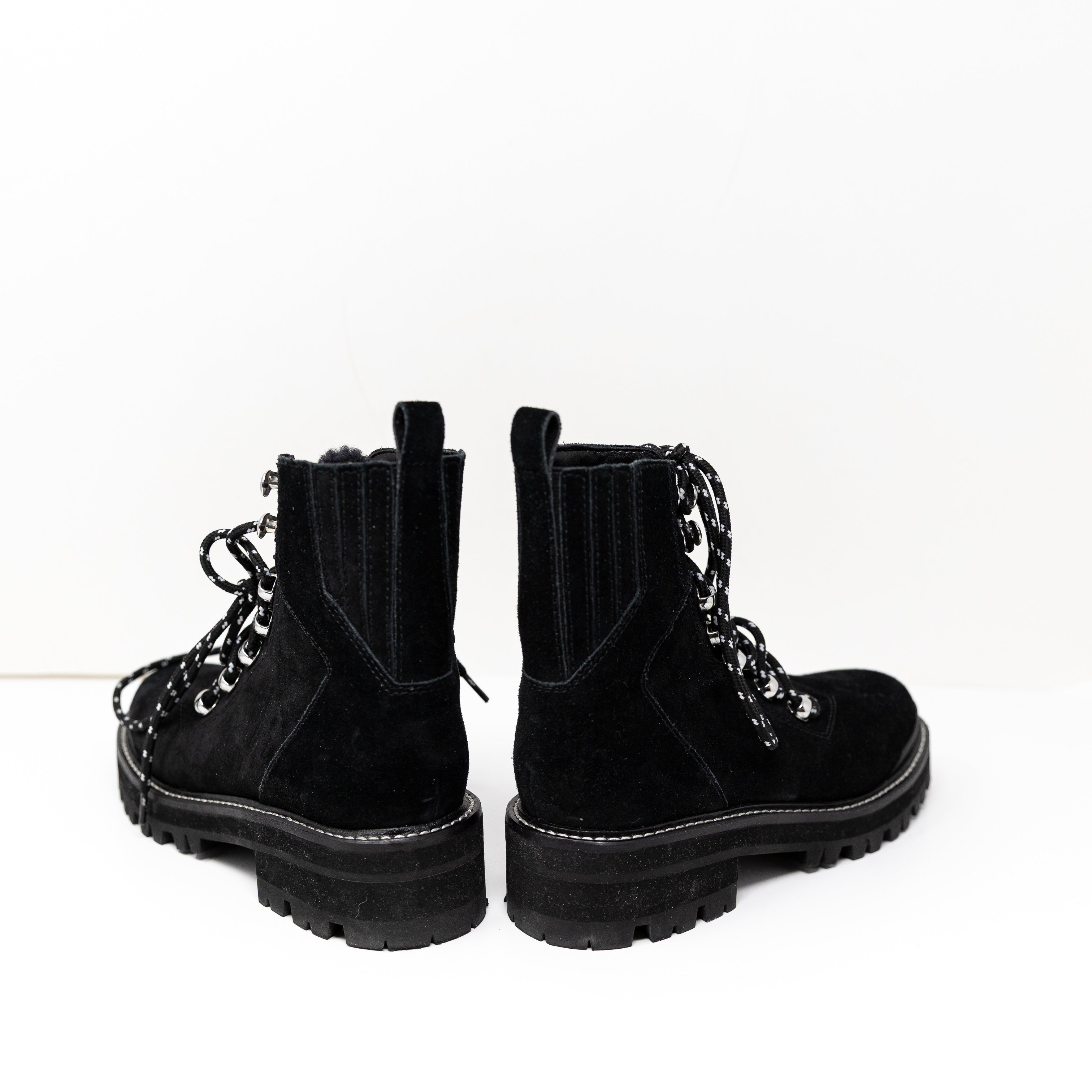 NEW Marc Fisher Lizzie Genuine Suede Lug Sole Ankle Lace Up Booties Shoes Black