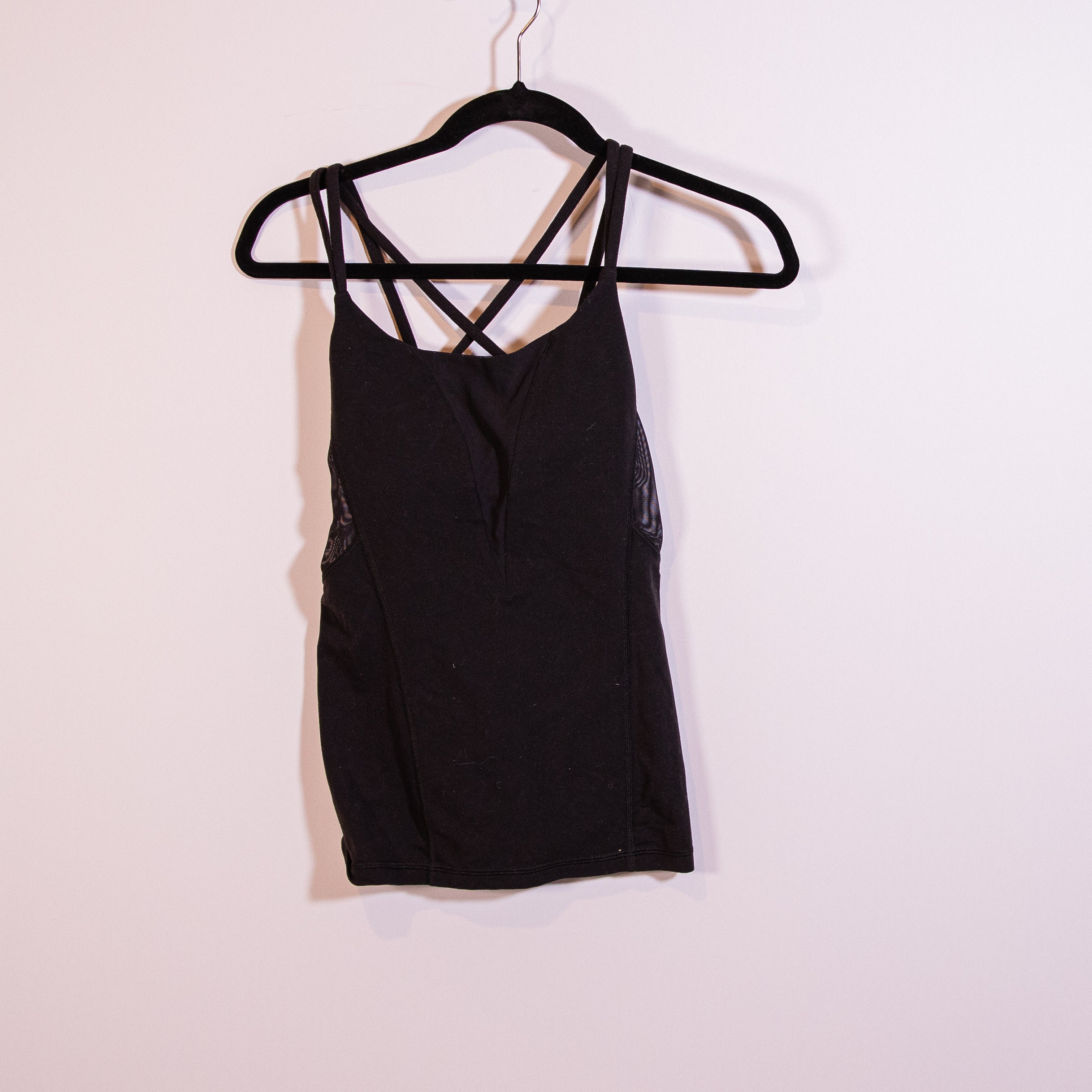 Lululemon Women's Sheer Mesh Panel V Neck Side Detail Athletic Tank Top Black 4