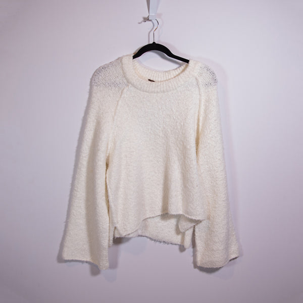 Free People BFF Cocoon Solid Crew Neck Bell Sleeve Pullover Knit Stretch Sweater