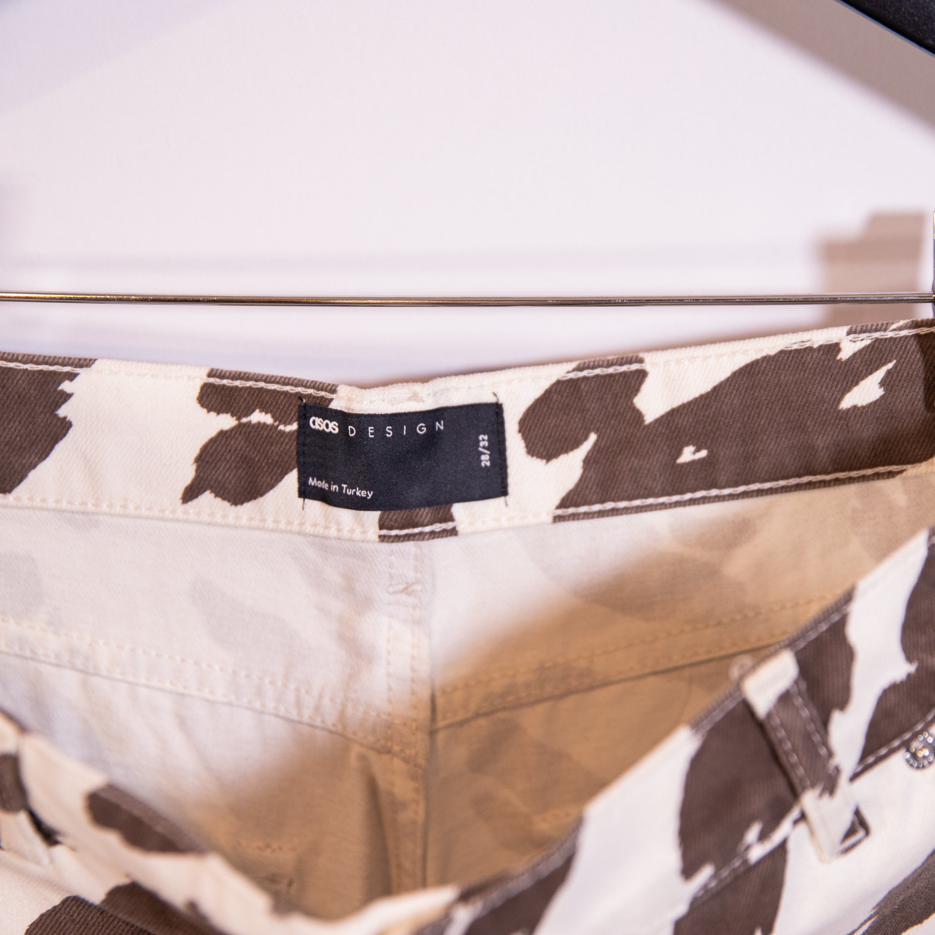 ASOS Design Cotton Cow Animal Print Pattern Straight Leg Jeans Pants Brown 28