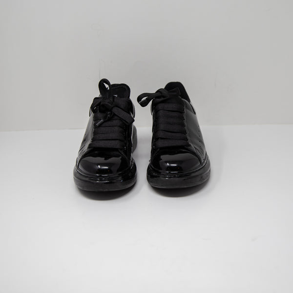 Alexander McQueen Women's Patent Leather Oversized Lace Up Low Top Sneakers Shoe