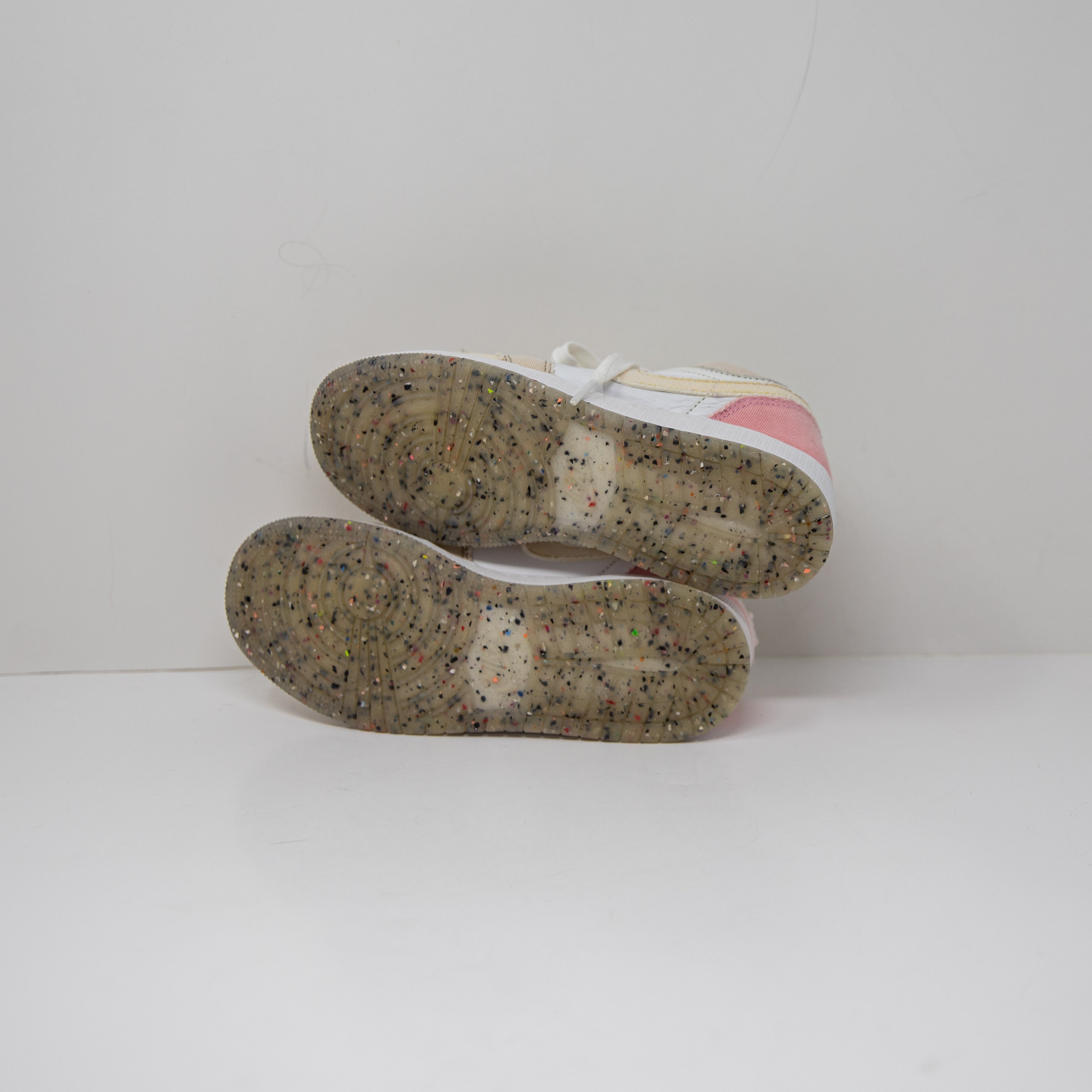 Nike Youth Air Jordan 1 Low SE GS Pastel Grind Vivid Green DJ0341-100 Sneakers