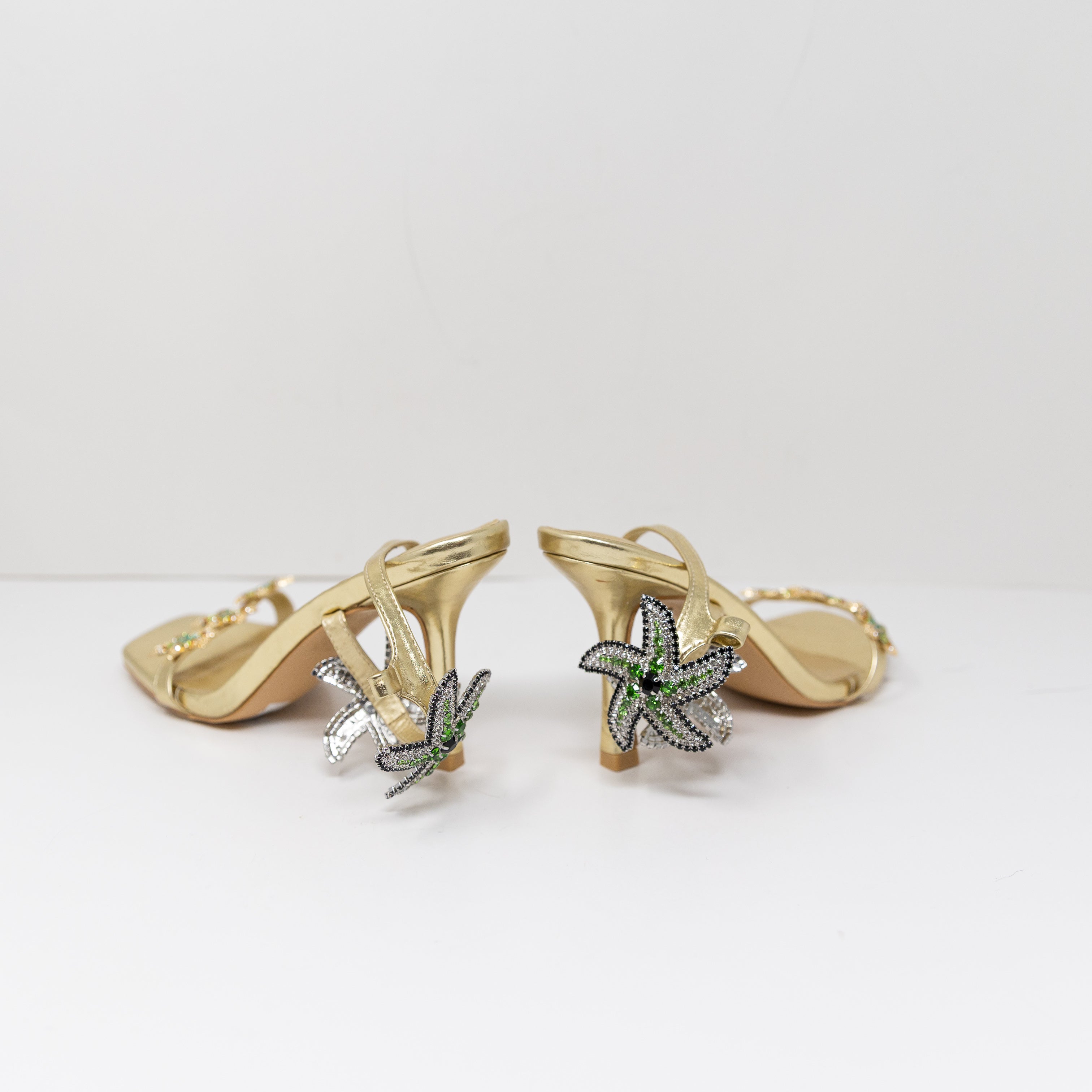 Azalea Wang Syed Gold Metallic Rhinestone Starfish Stiletto Sandals Heels Shoe 7