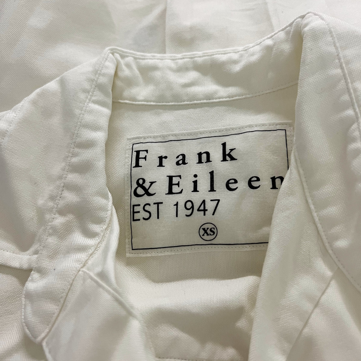 Frank & Eileen Silvio Untuckable Button Up Collared Long Sleeve Cotton Shirt Top