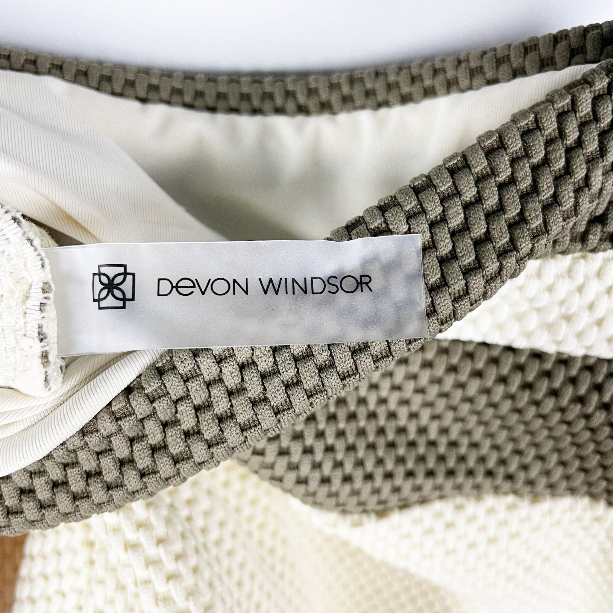 NEW Devon Windsor Autumn Textured Weave High Rise Athletic Work Out Leggings XS