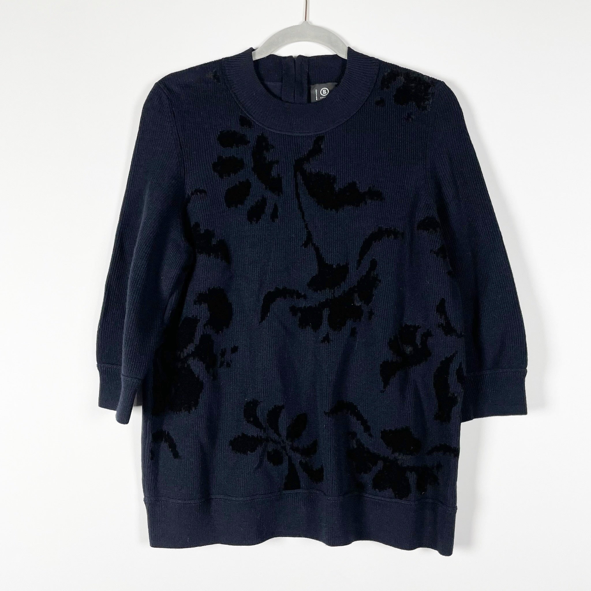 Bogner Wool Stretch Velvet Velour Floral Applique Crew Neck Pullover Sweater 4